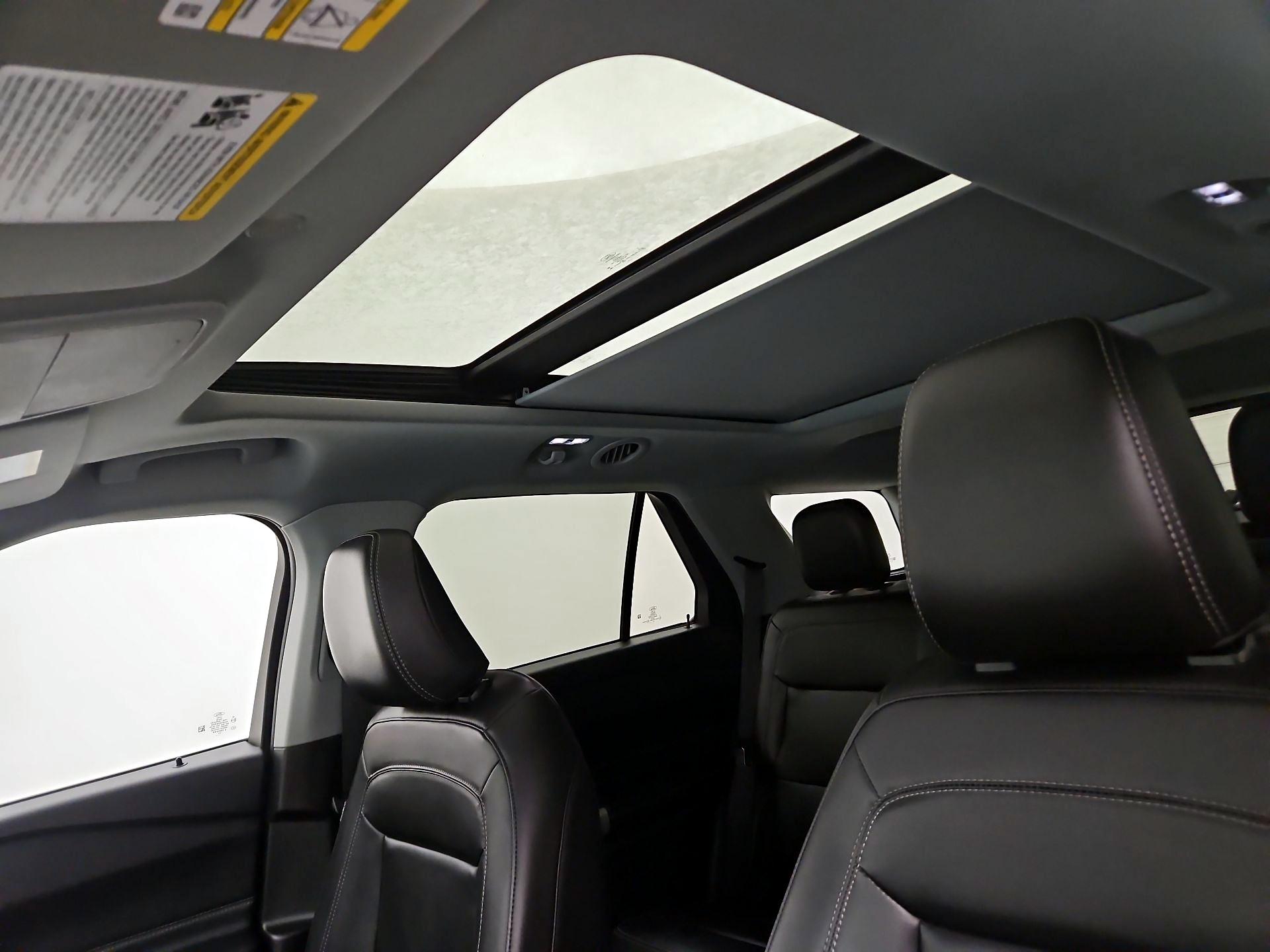 Thumbnail: 2023 Ford Explorer - 20