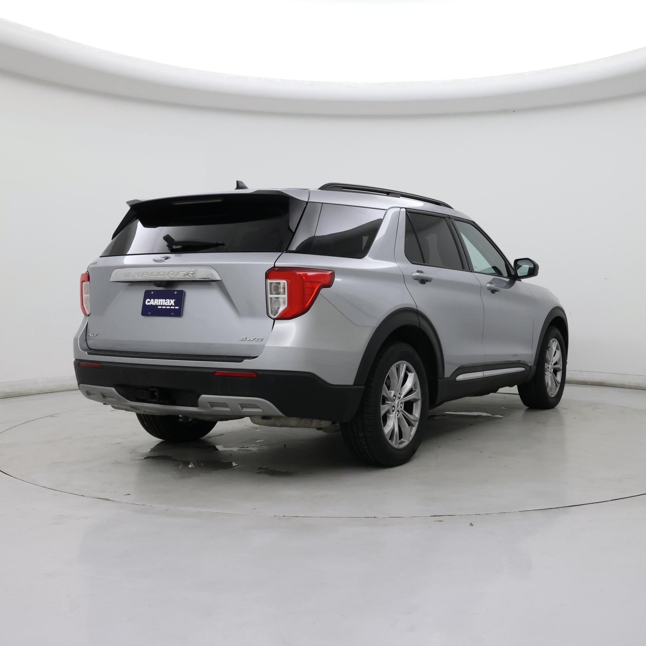 Thumbnail: 2023 Ford Explorer - 8