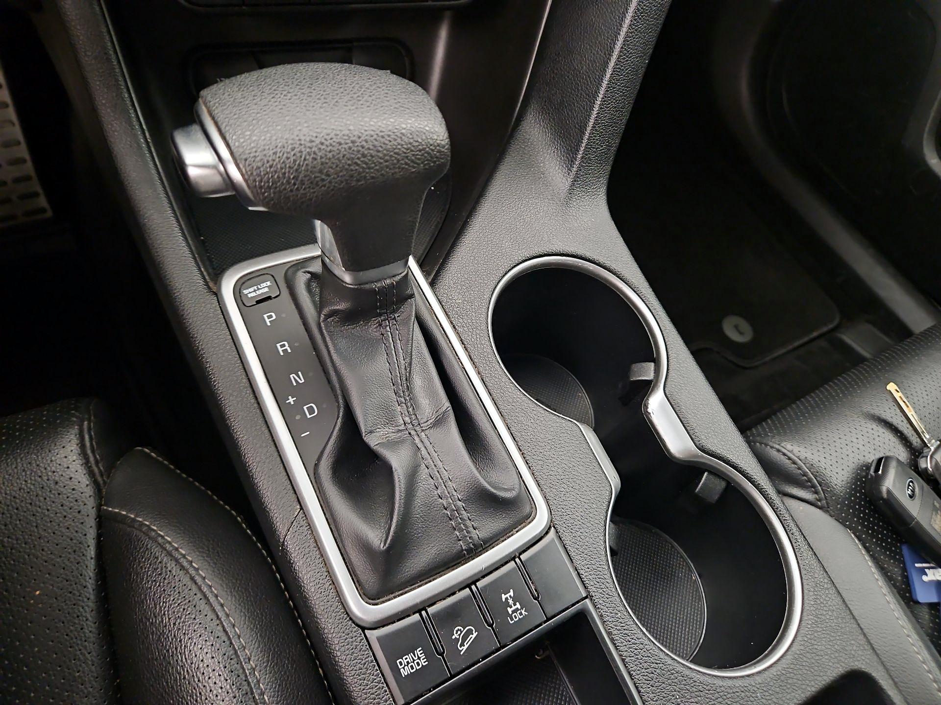 Thumbnail: 2020 Kia Sportage - 17