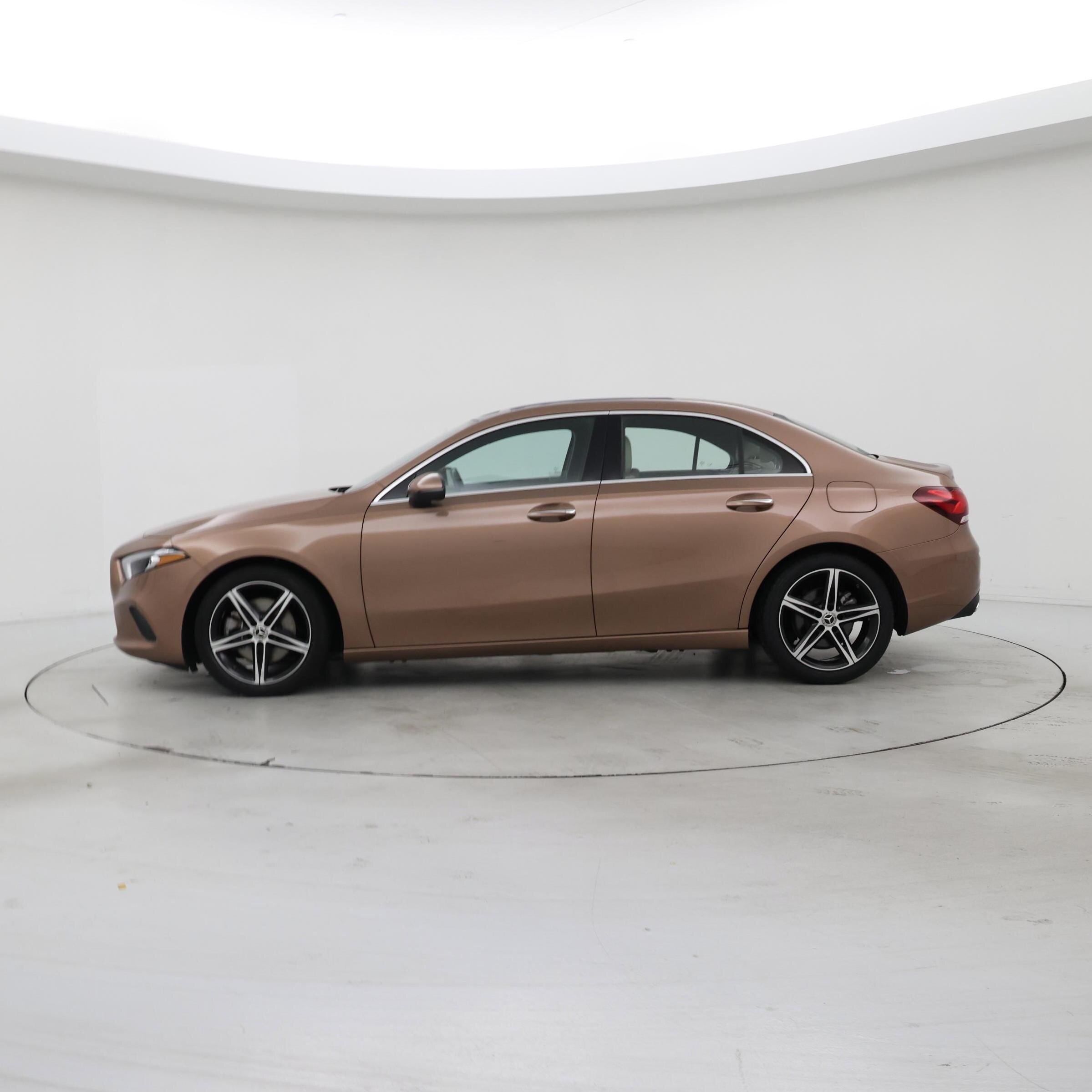 Thumbnail: 2022 Mercedes-Benz A-Class - 3