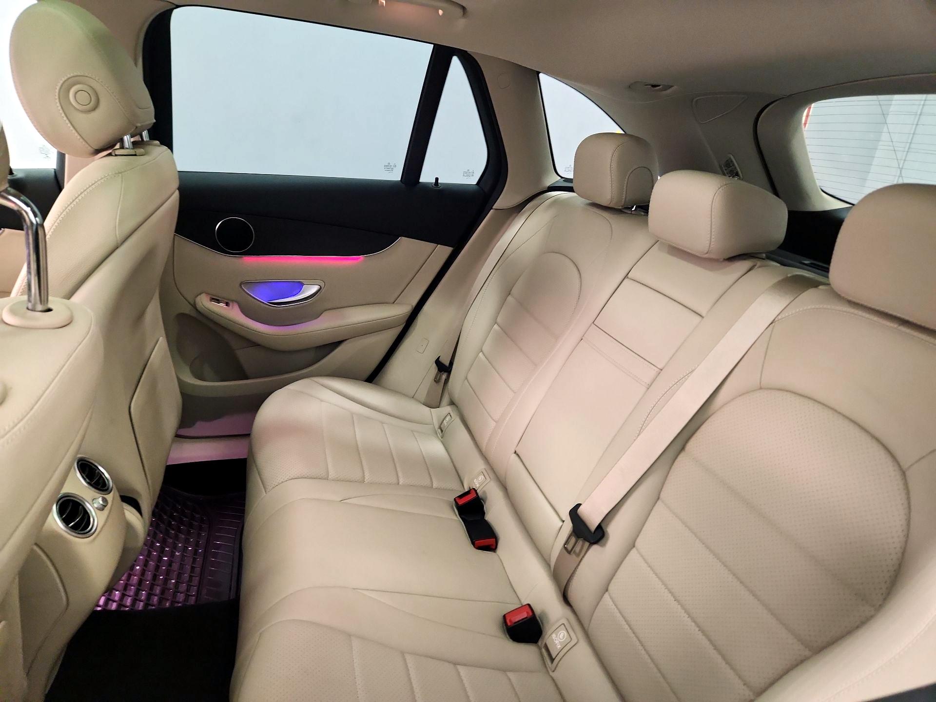 Thumbnail: 2022 Mercedes-Benz GLC - 19