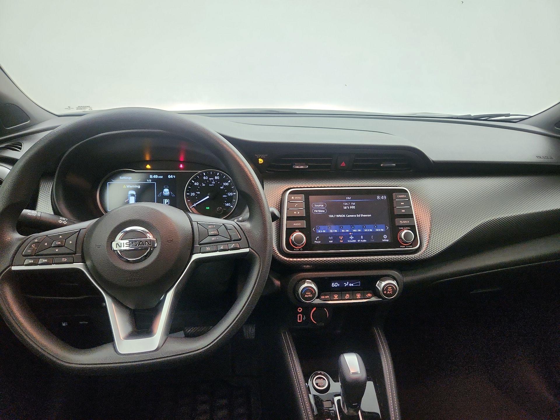 Thumbnail: 2023 Mercedes-Benz GLB - 9