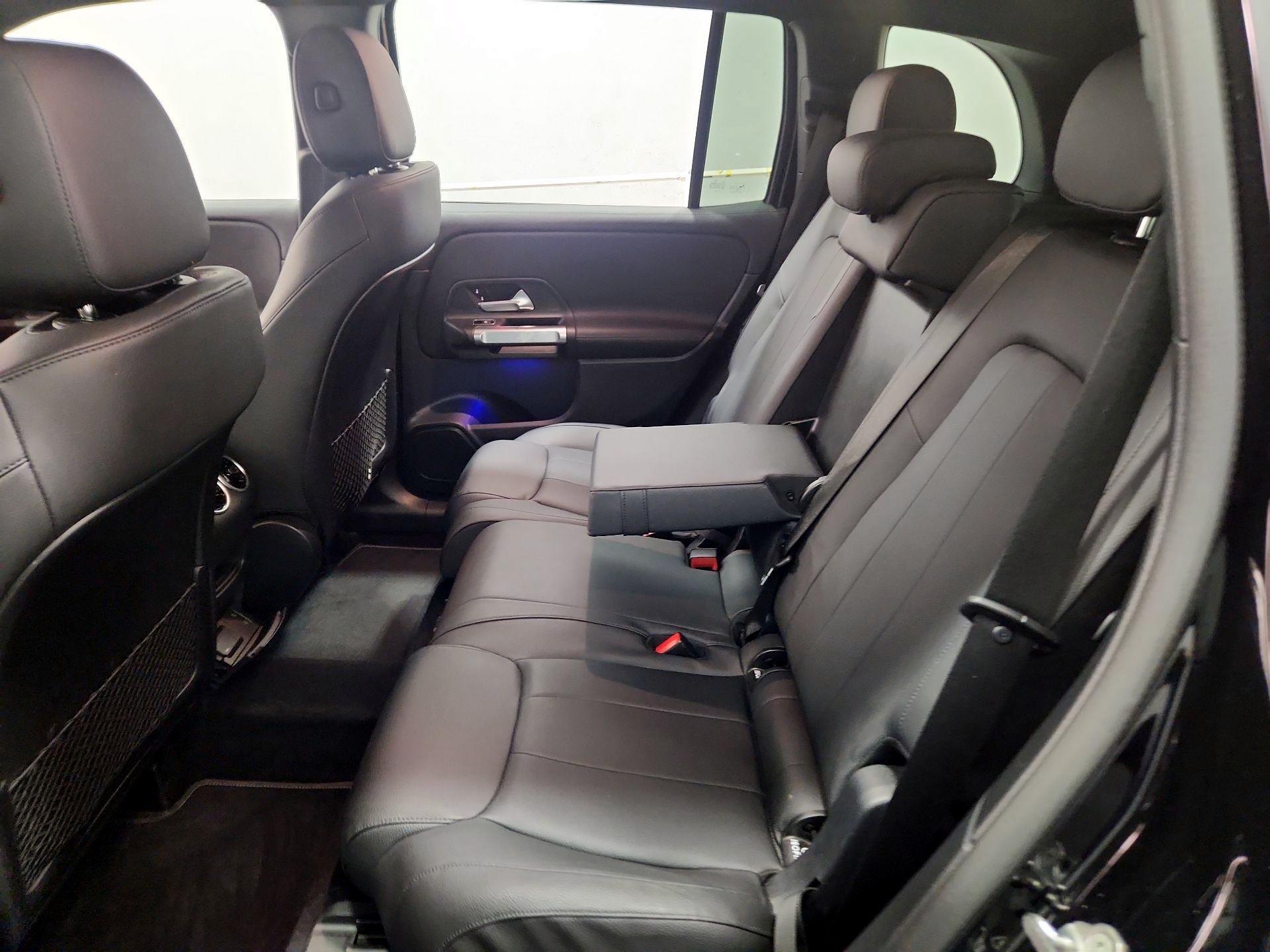 Thumbnail: 2022 Mercedes-Benz GLB - 20