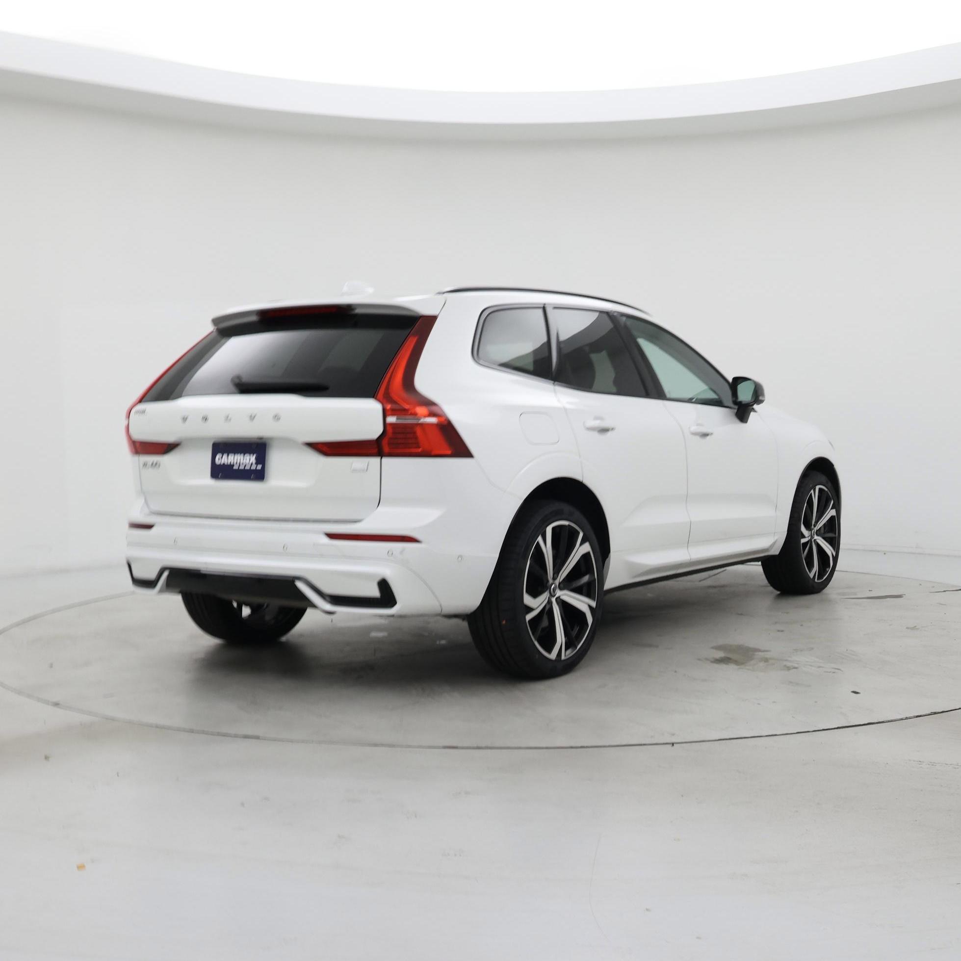 Thumbnail: 2023 Volvo XC60 - 8