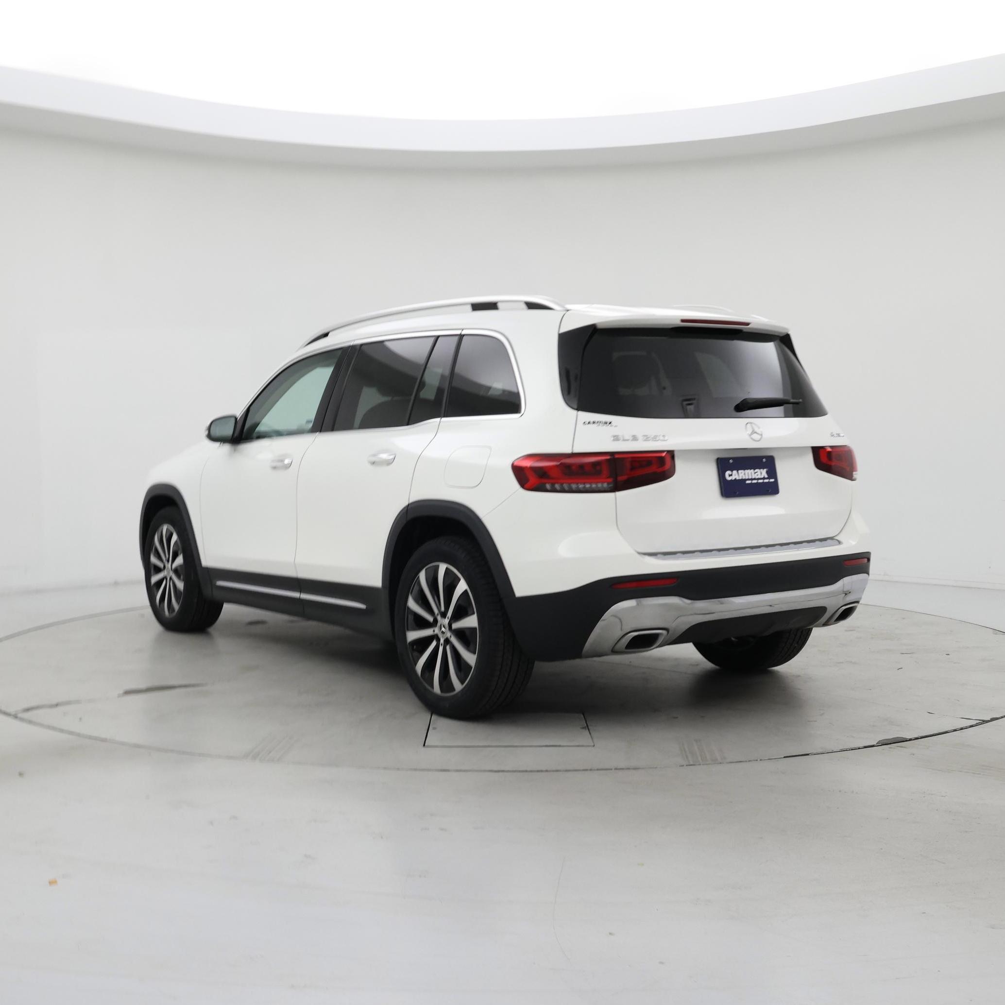 Thumbnail: 2023 Mercedes-Benz GLB - 2