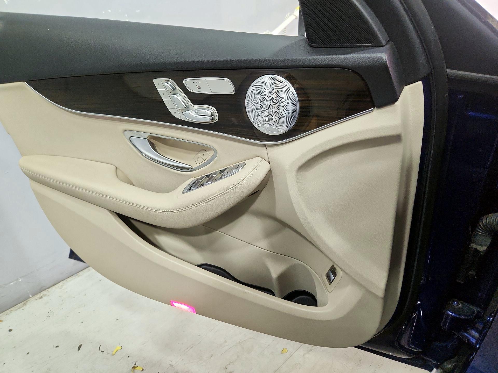 Thumbnail: 2021 Mercedes-Benz C-Class - 12