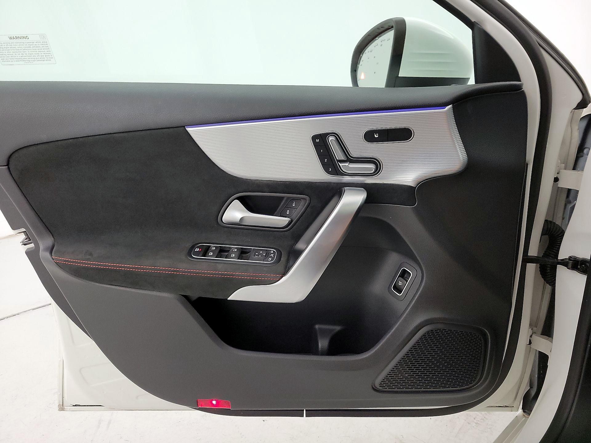 Thumbnail: 2022 Mercedes-Benz A-Class - 12