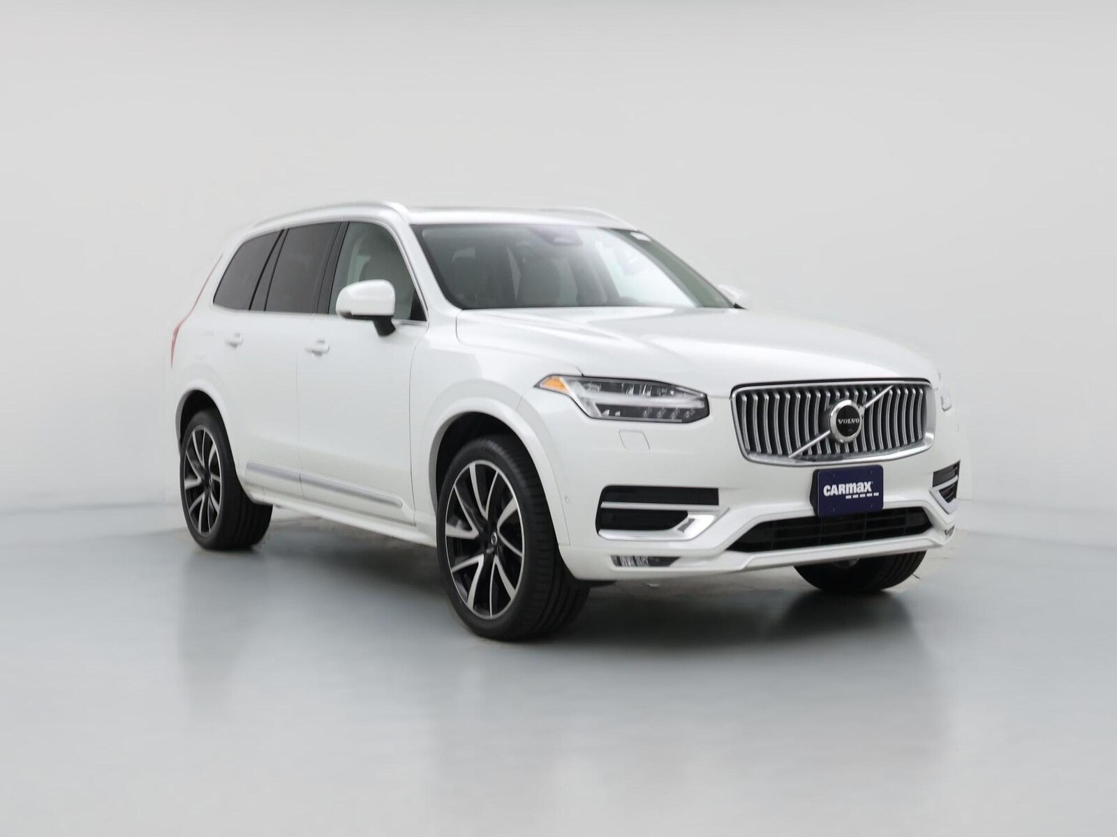 2023 Volvo XC90 Plus