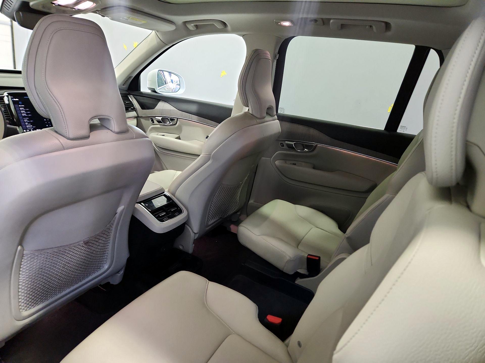 Thumbnail: 2023 Volvo XC90 - 18