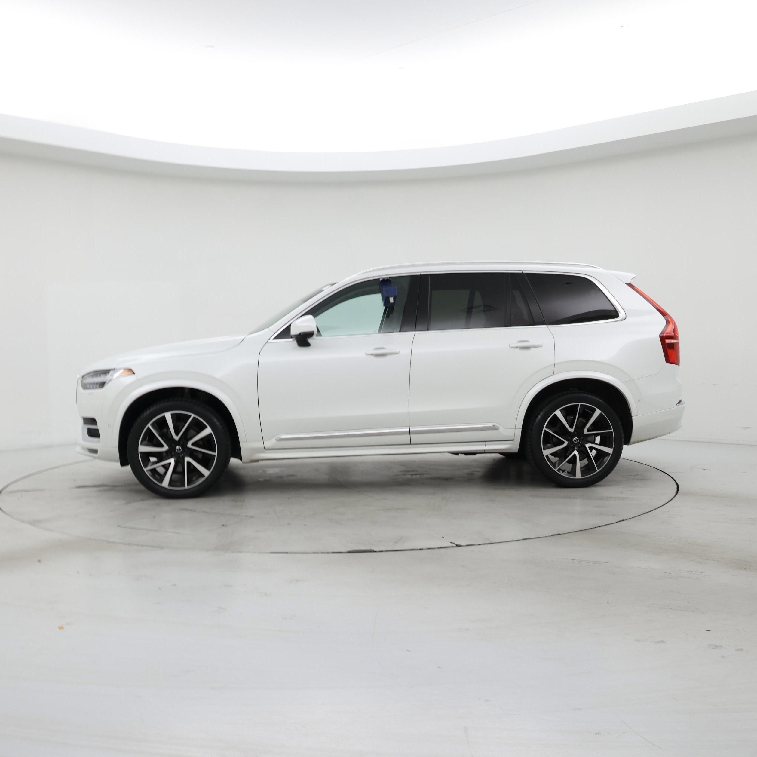 Thumbnail: 2023 Volvo XC90 - 3
