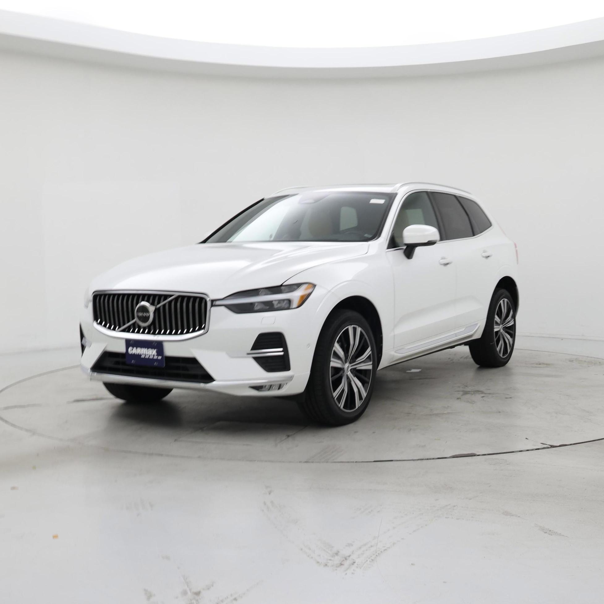 Thumbnail: 2022 Volvo XC60 - 4