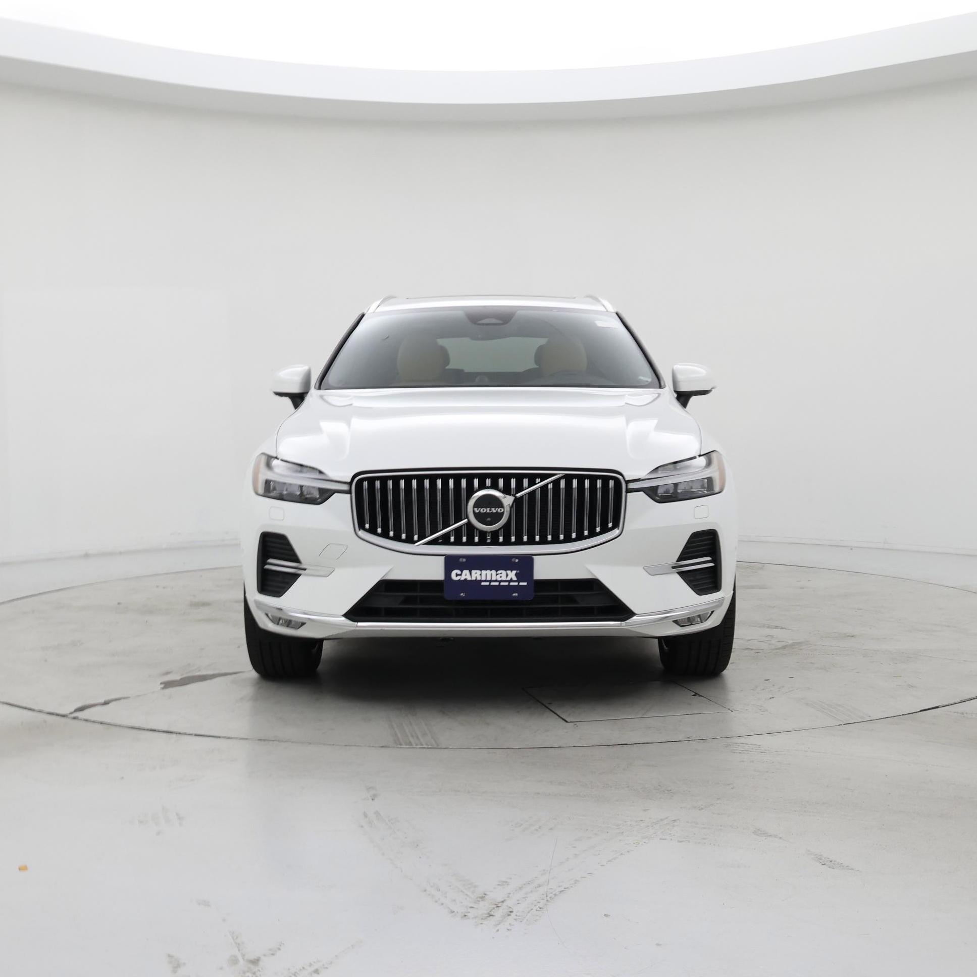 Thumbnail: 2022 Volvo XC60 - 5