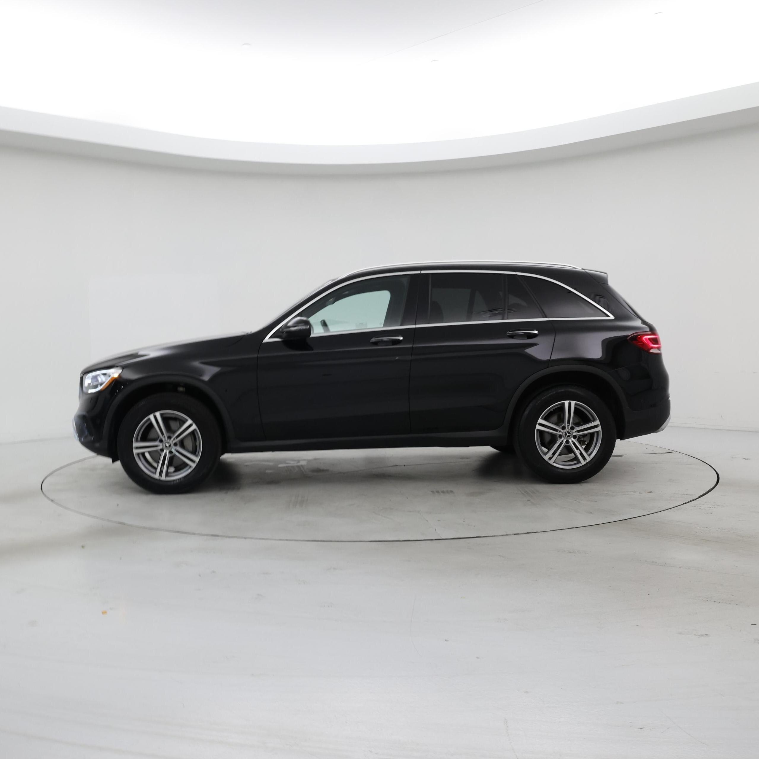 Thumbnail: 2022 Mercedes-Benz GLC - 3