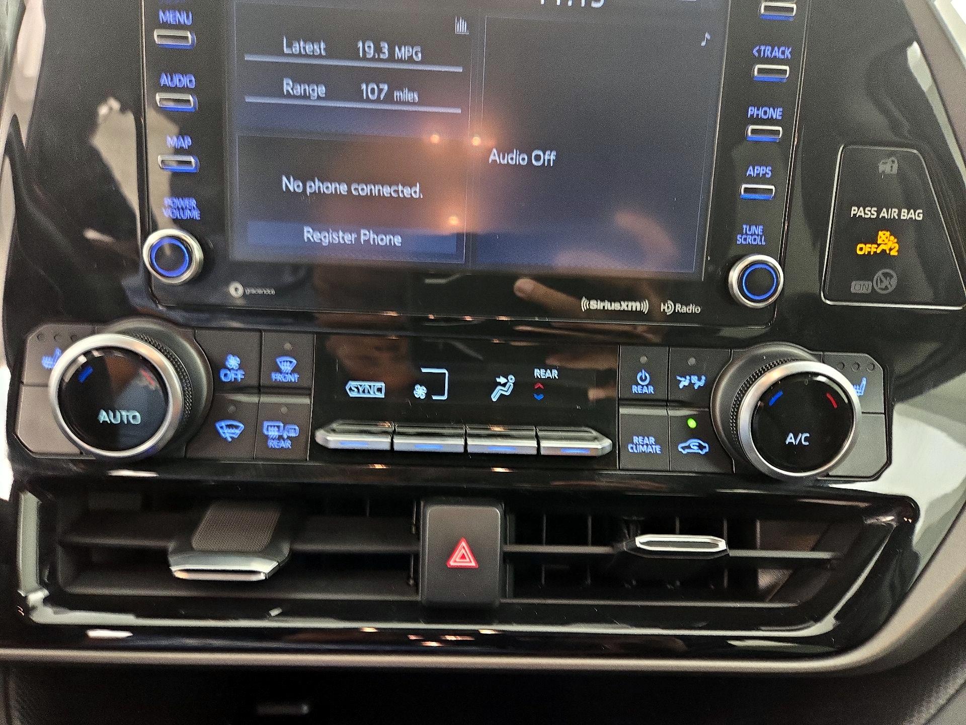 Thumbnail: 2022 Toyota Highlander - 16