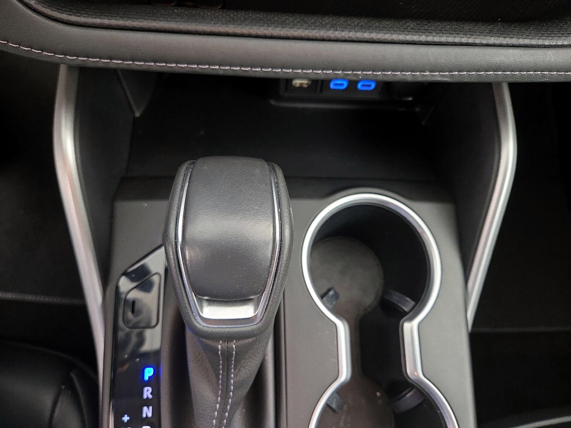 Thumbnail: 2022 Toyota Highlander - 17