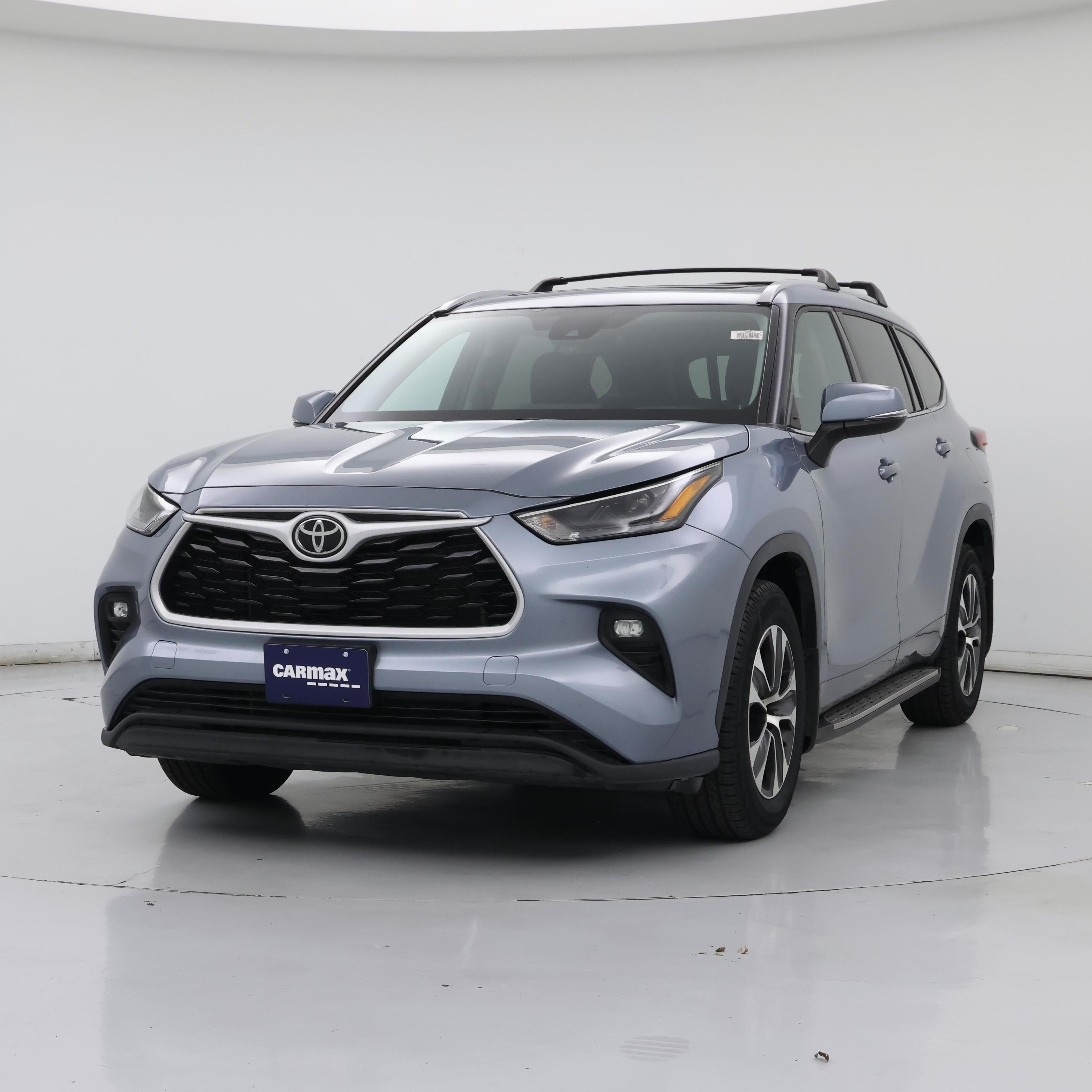 Thumbnail: 2022 Toyota Highlander - 4