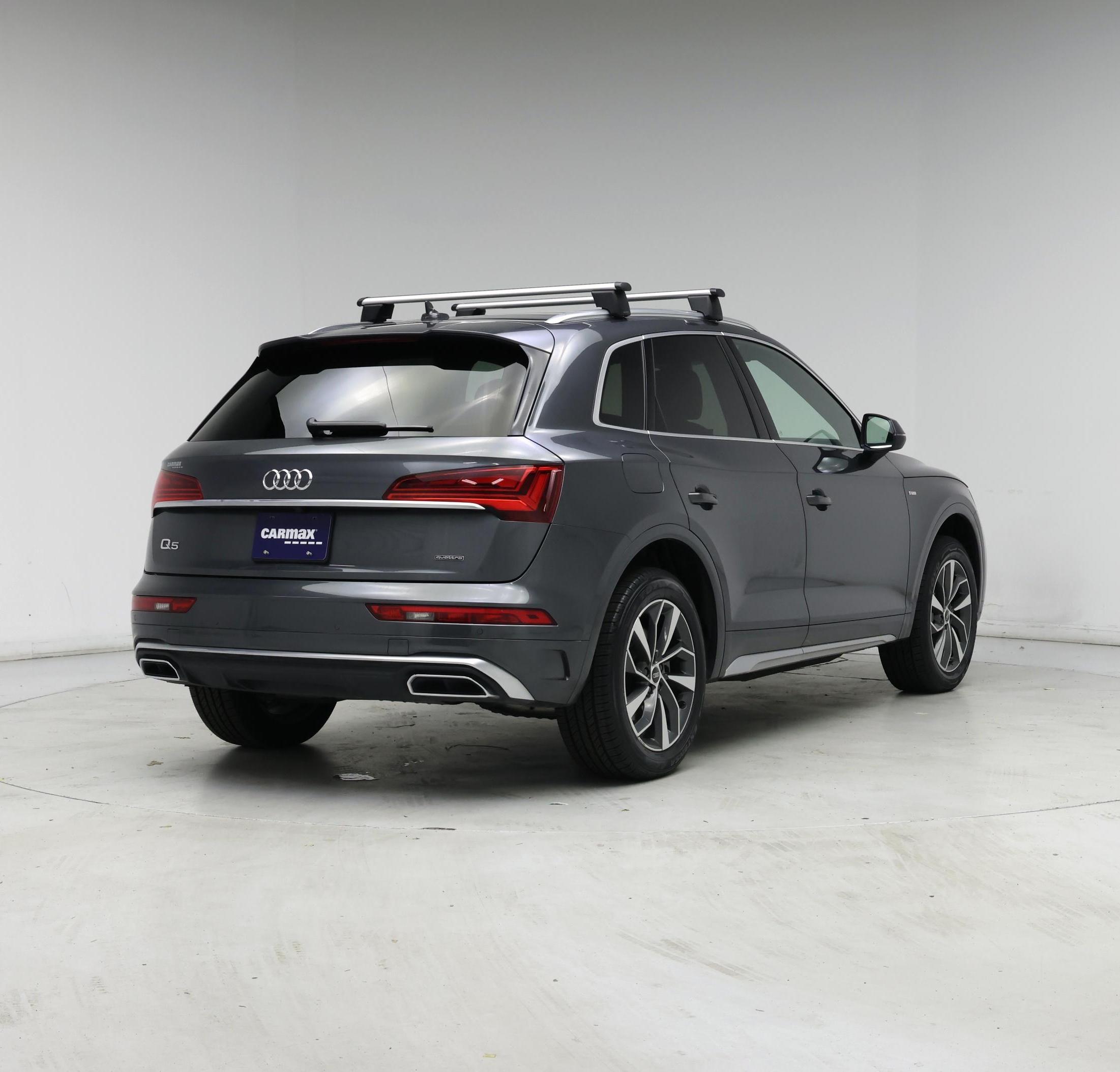 Thumbnail: 2022 Audi Q5 - 8