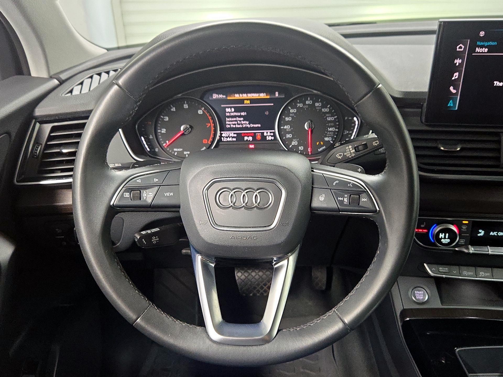 Thumbnail: 2022 Audi Q5 - 10