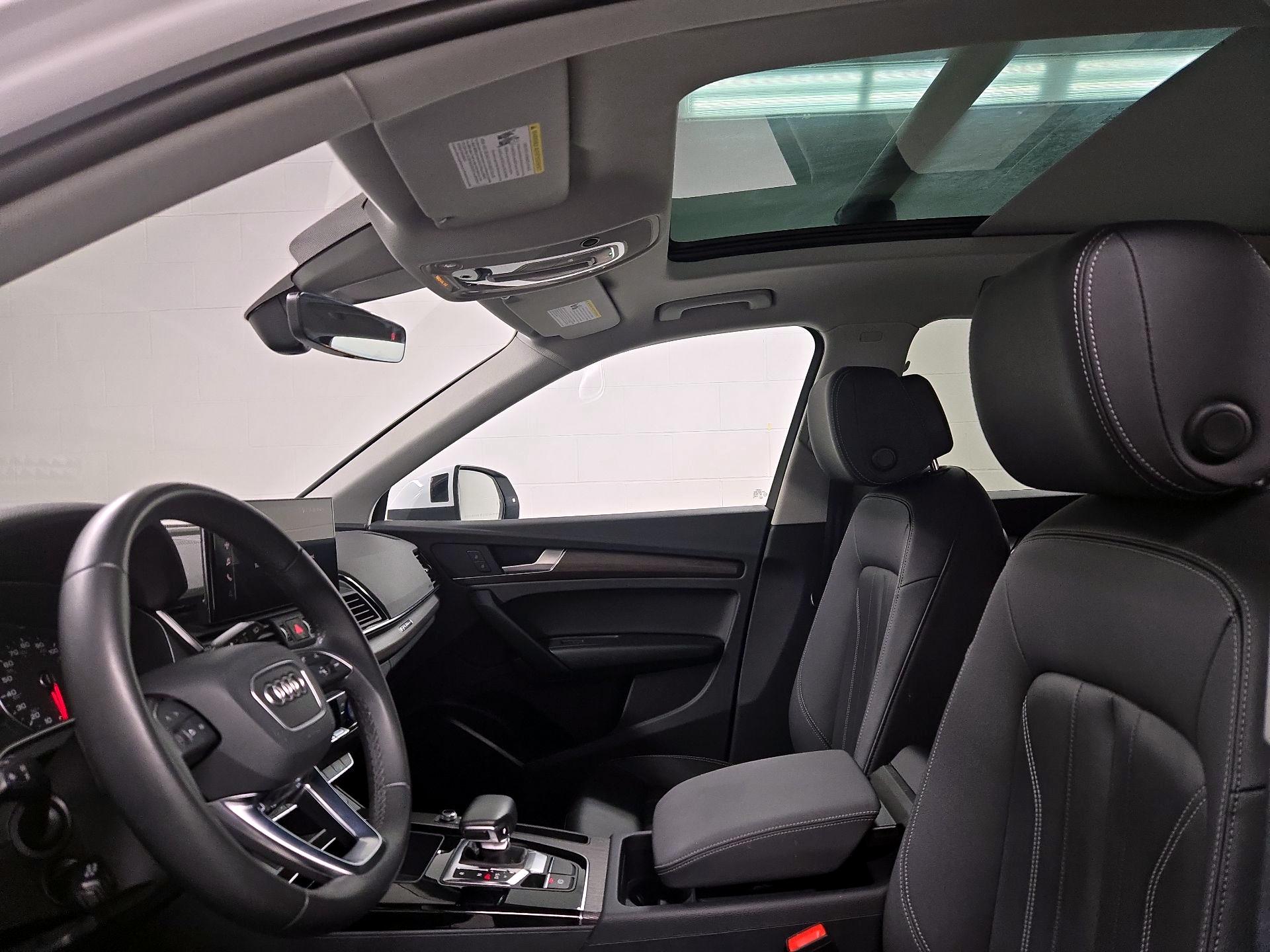 Thumbnail: 2022 Audi Q5 - 19