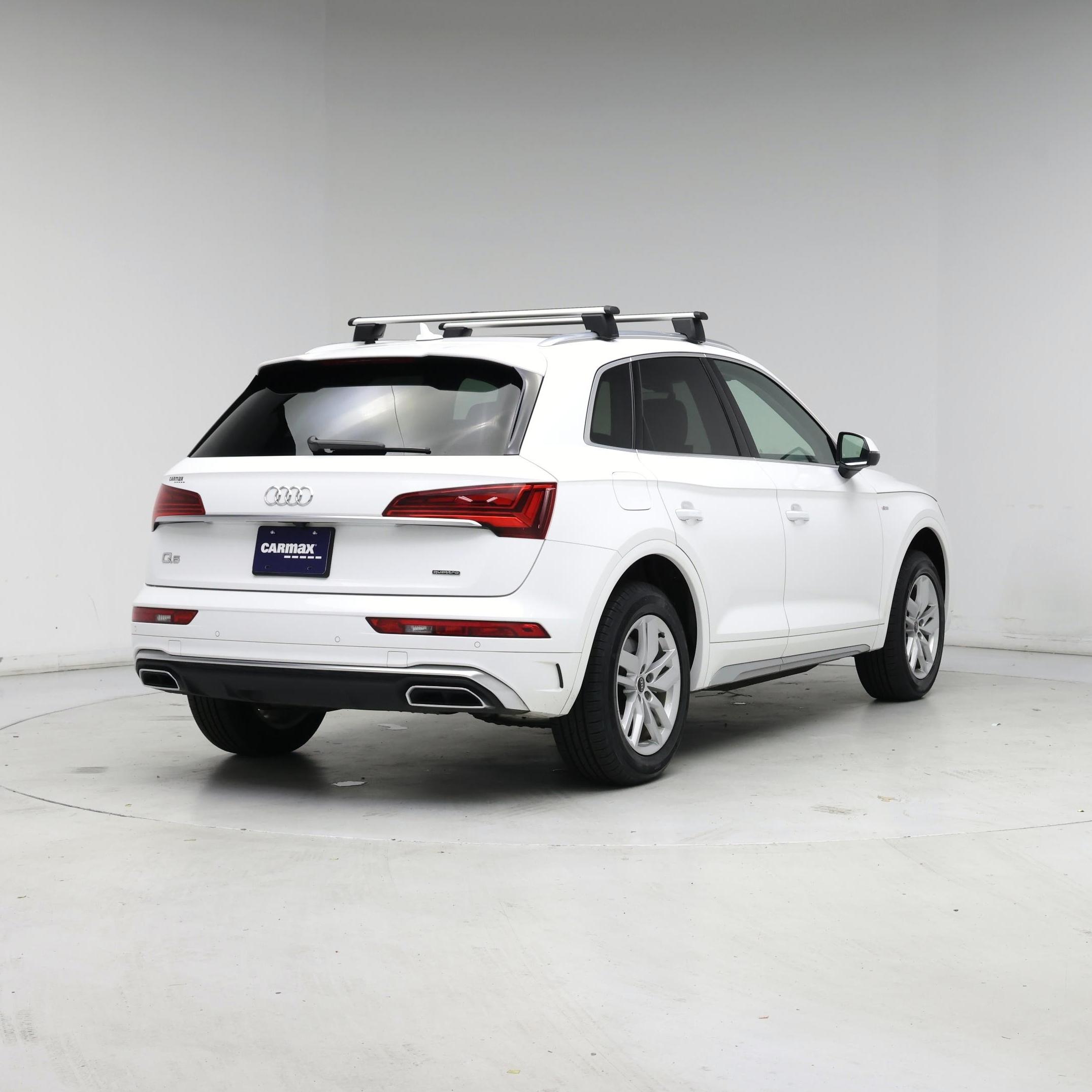 Thumbnail: 2022 Audi Q5 - 8