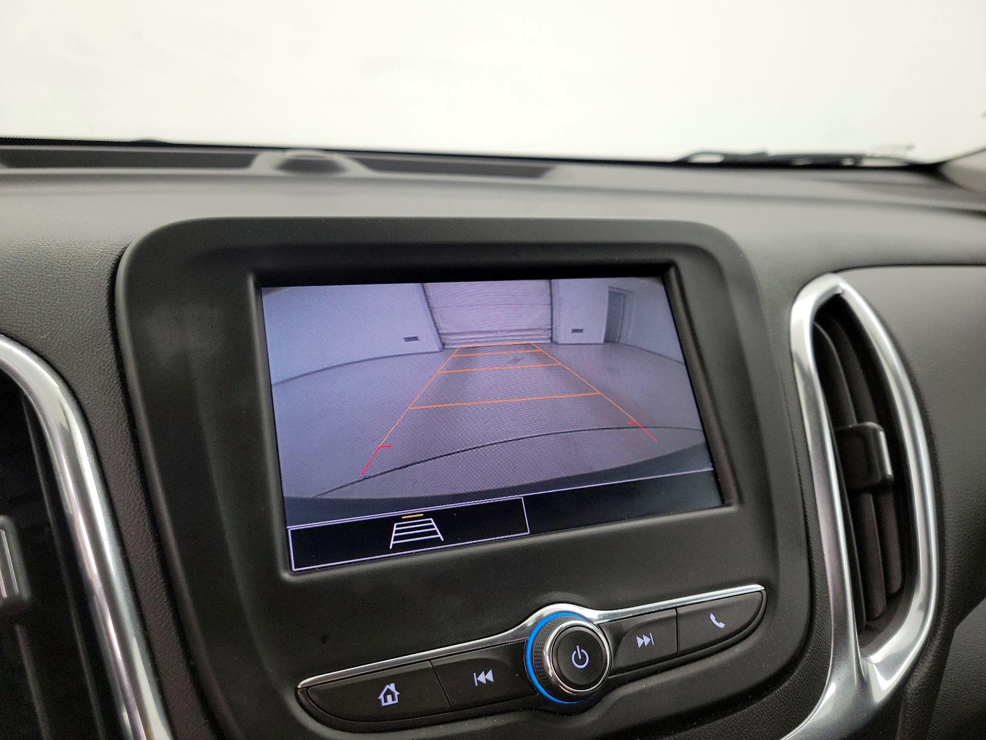 Thumbnail: 2022 Chevrolet Equinox - 14