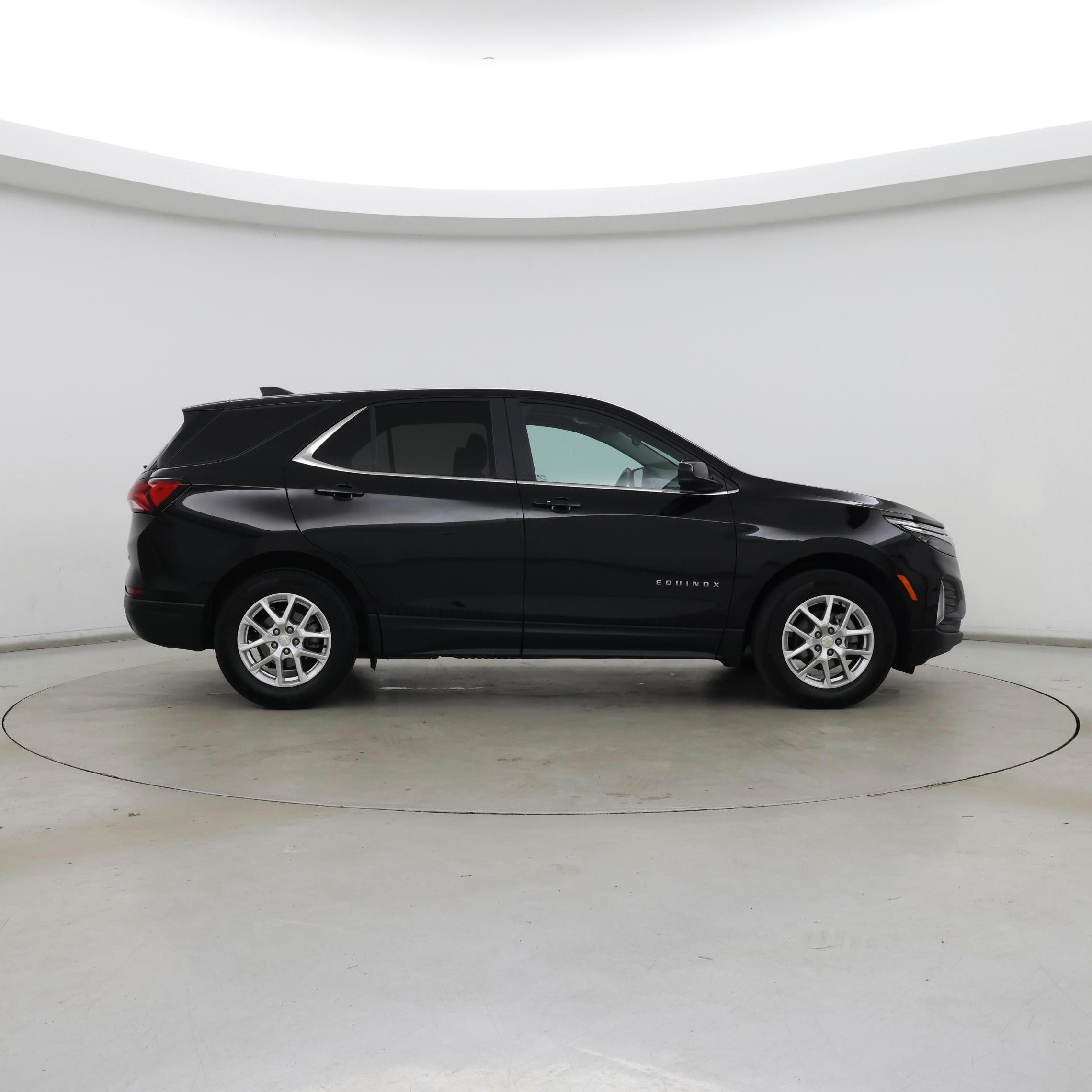 Thumbnail: 2022 Chevrolet Equinox - 7