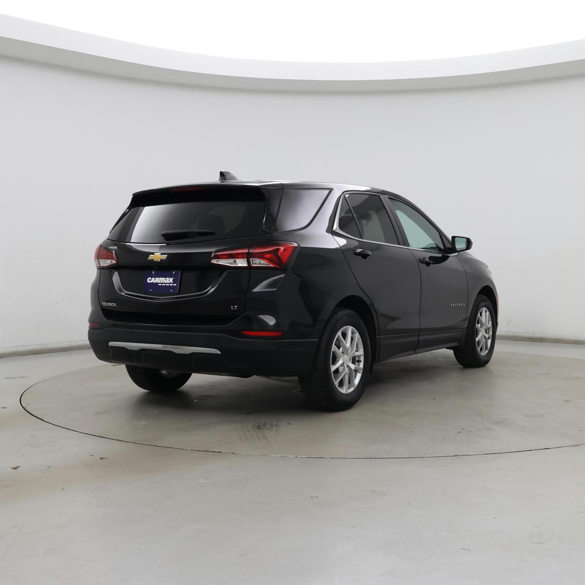 Thumbnail: 2022 Chevrolet Equinox - 8