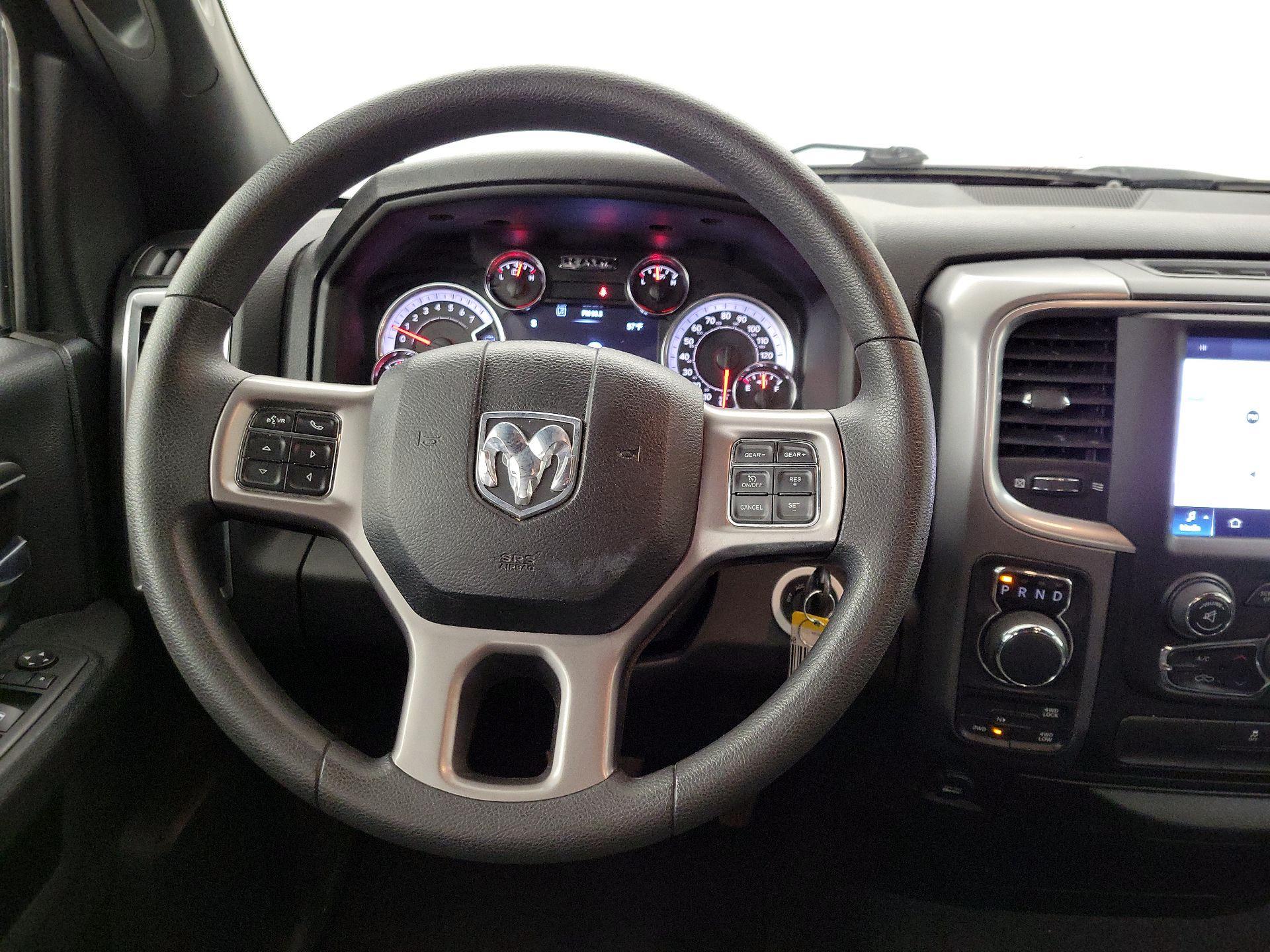 Thumbnail: 2022 RAM 1500 Classic - 10