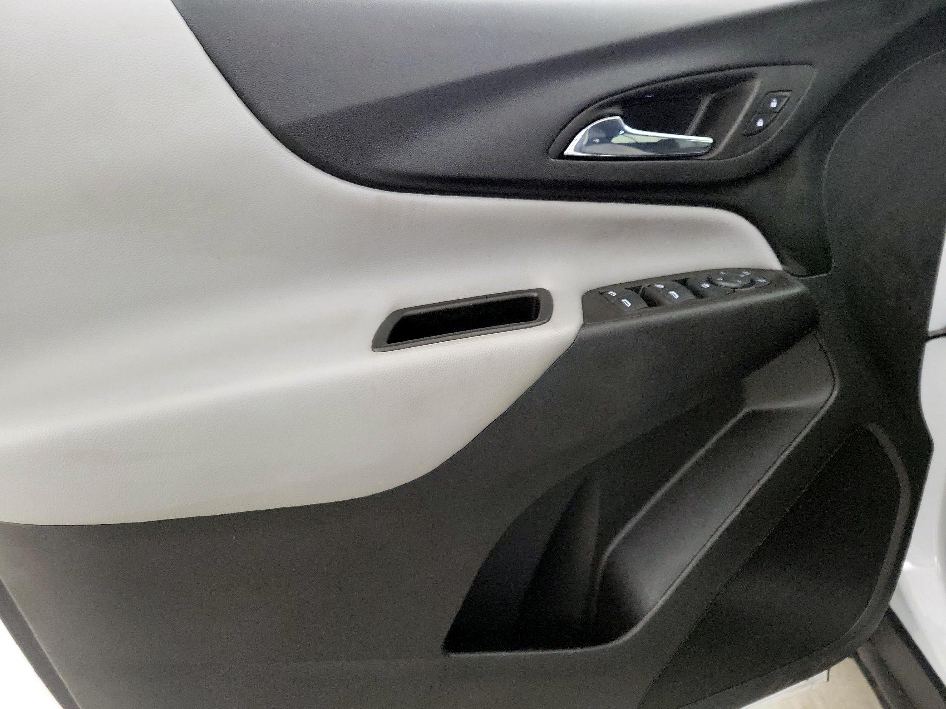 Thumbnail: 2023 Chevrolet Equinox - 12