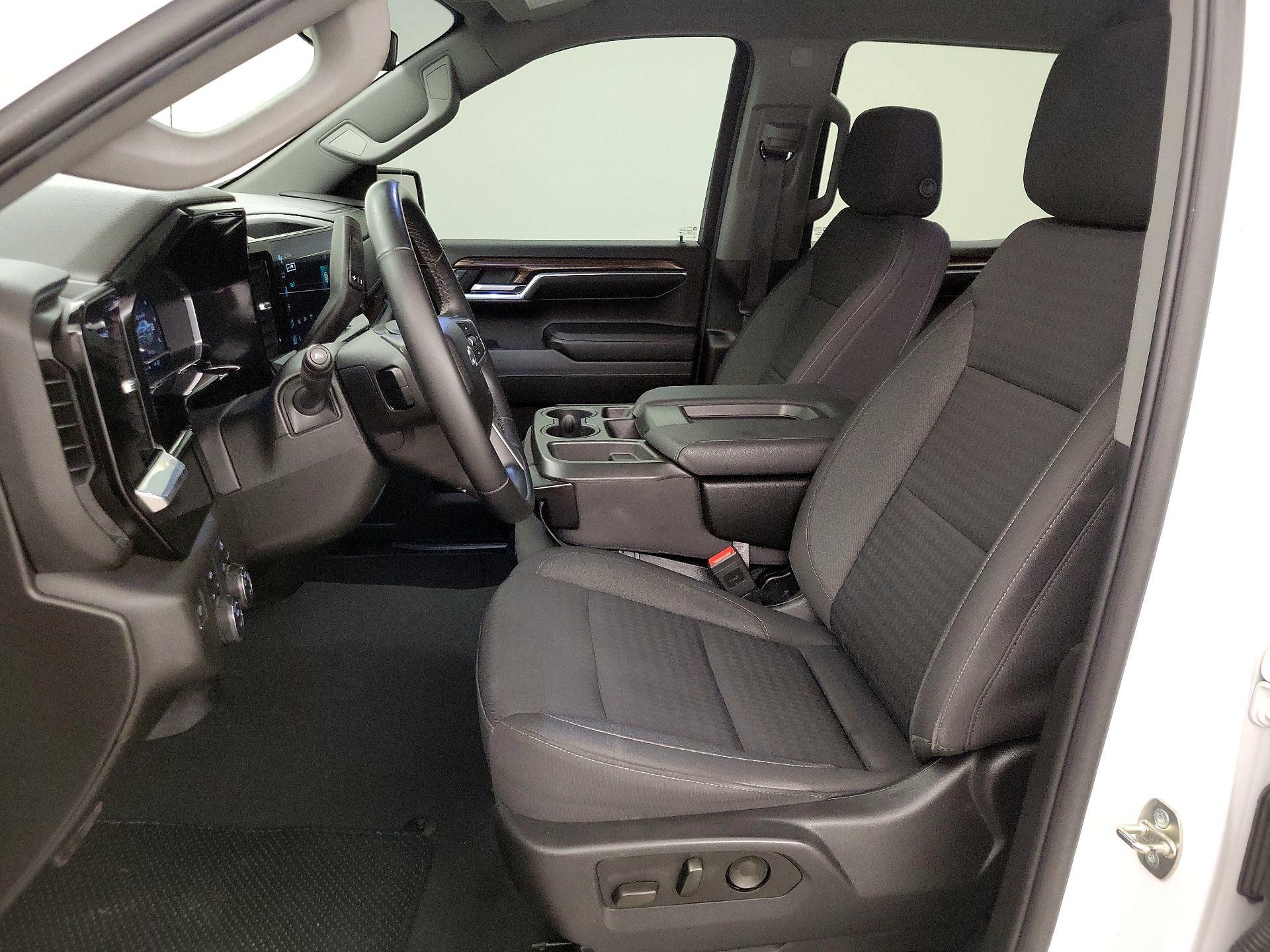 Thumbnail: 2023 Chevrolet Silverado 1500 - 11