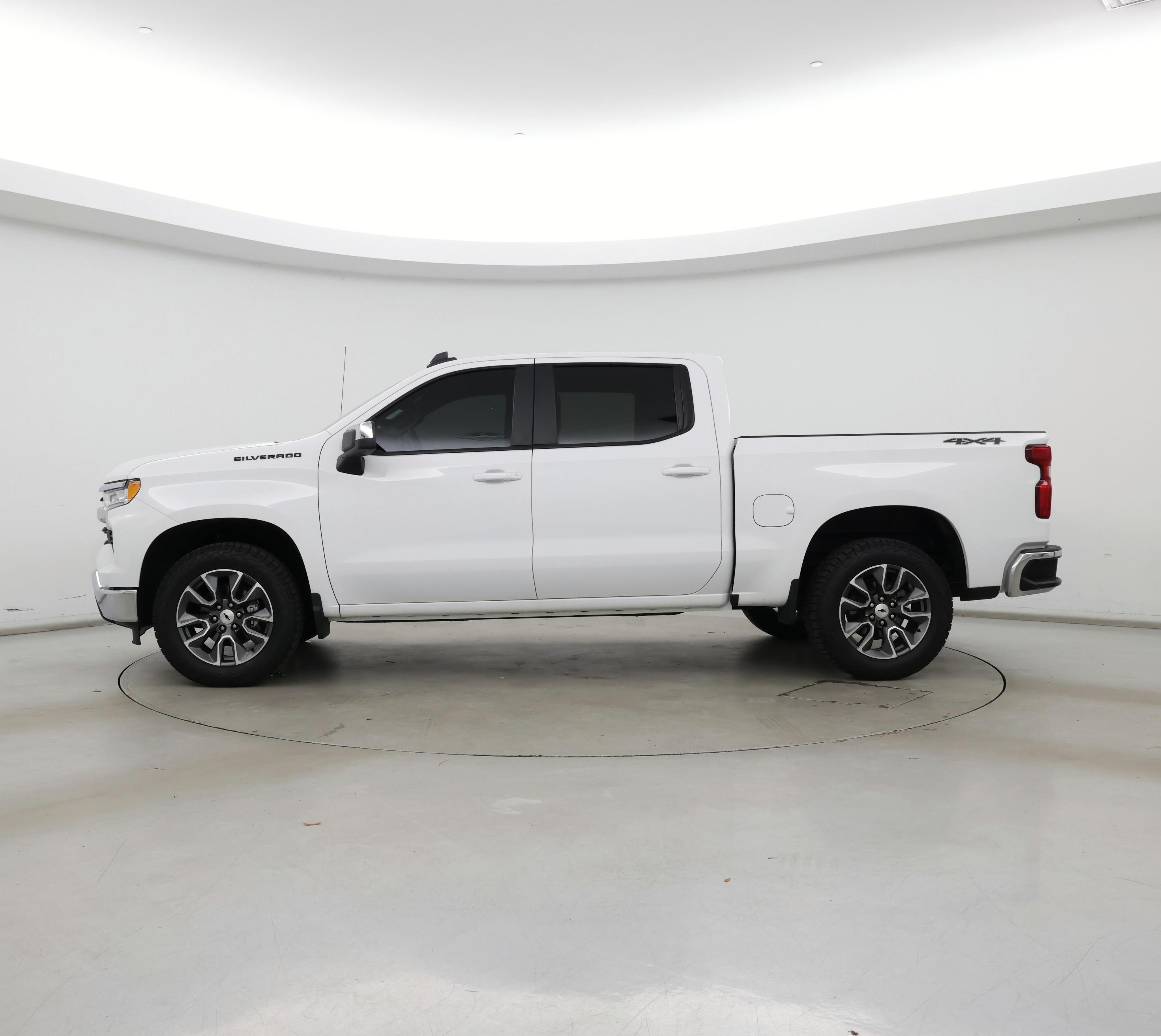 Thumbnail: 2023 Chevrolet Silverado 1500 - 3