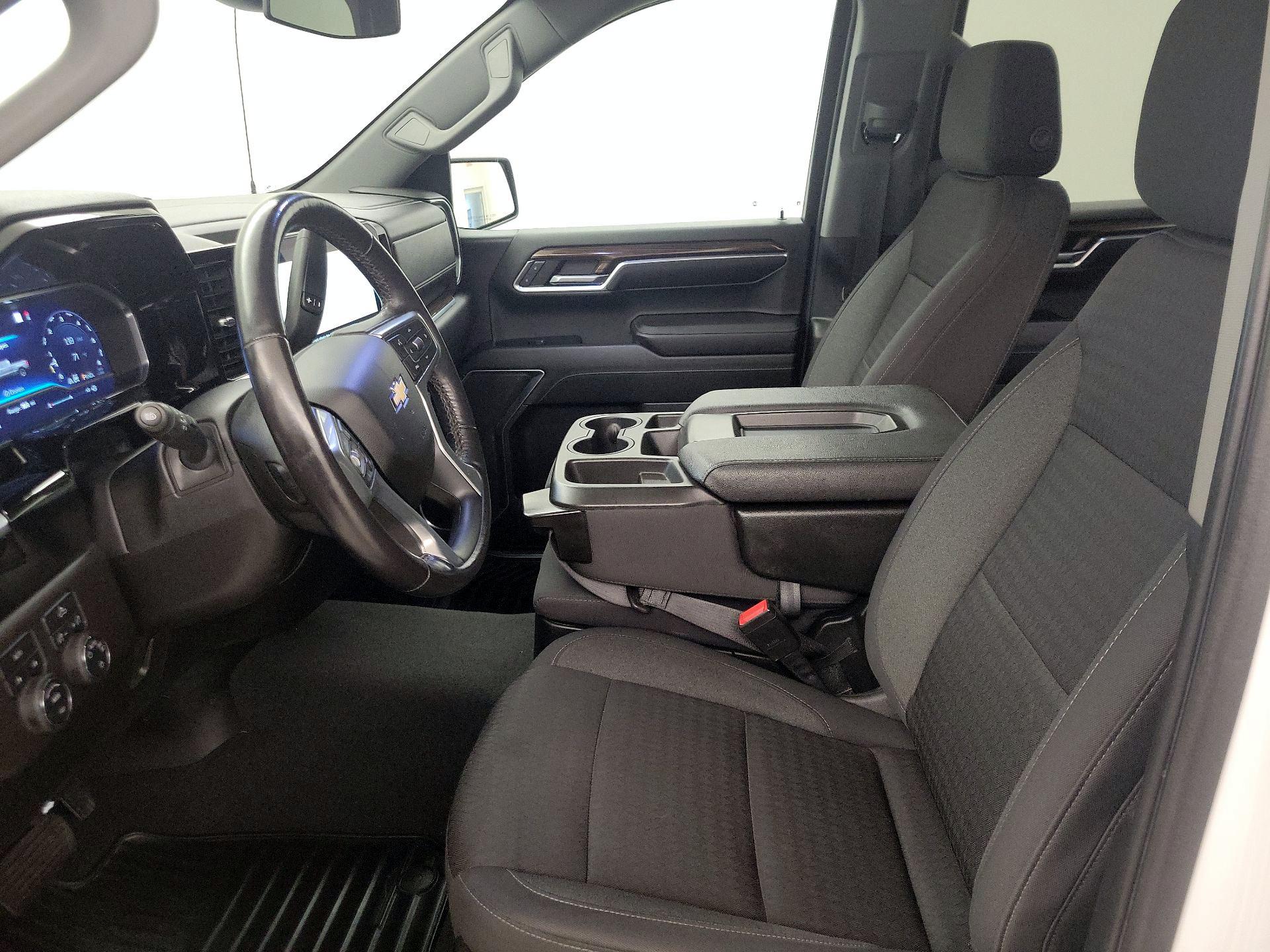 Thumbnail: 2022 Chevrolet Silverado 1500 - 11