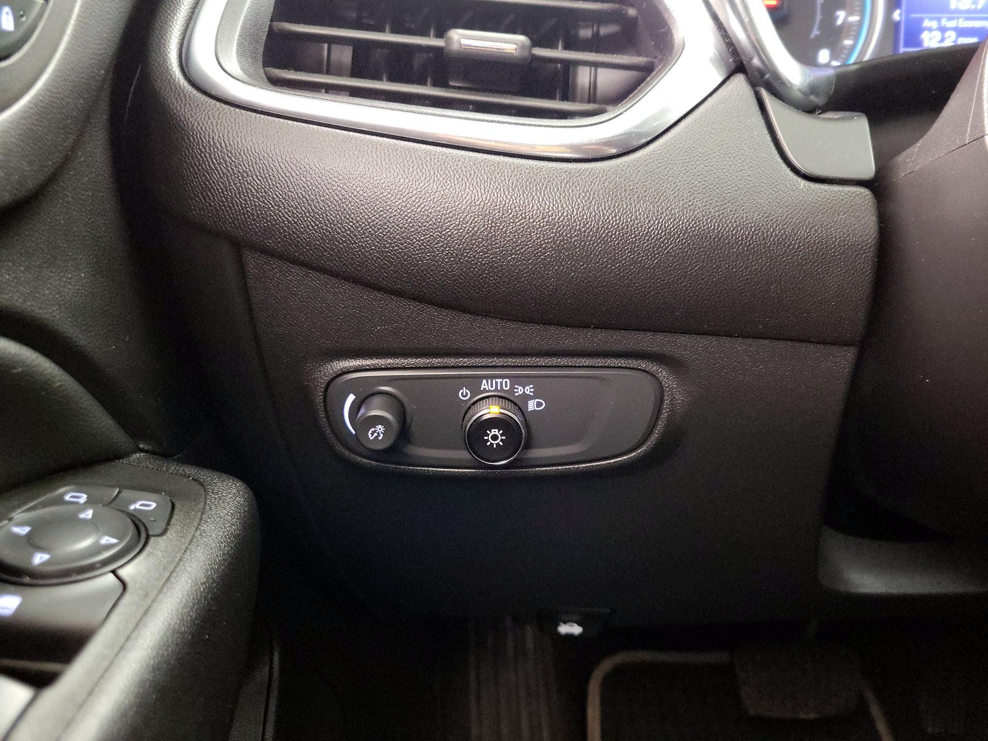 Thumbnail: 2022 Chevrolet Equinox - 13