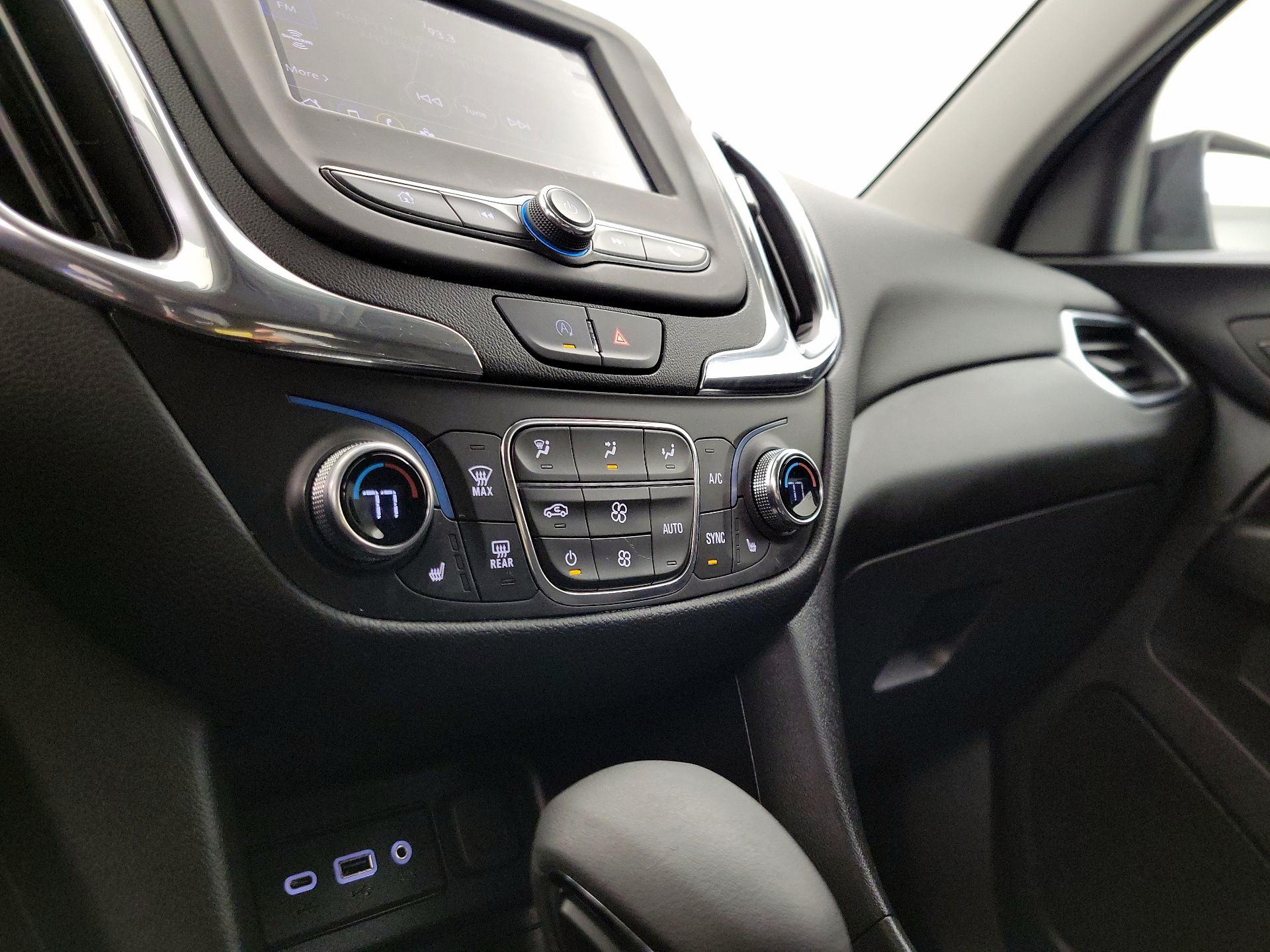 Thumbnail: 2022 Chevrolet Equinox - 16