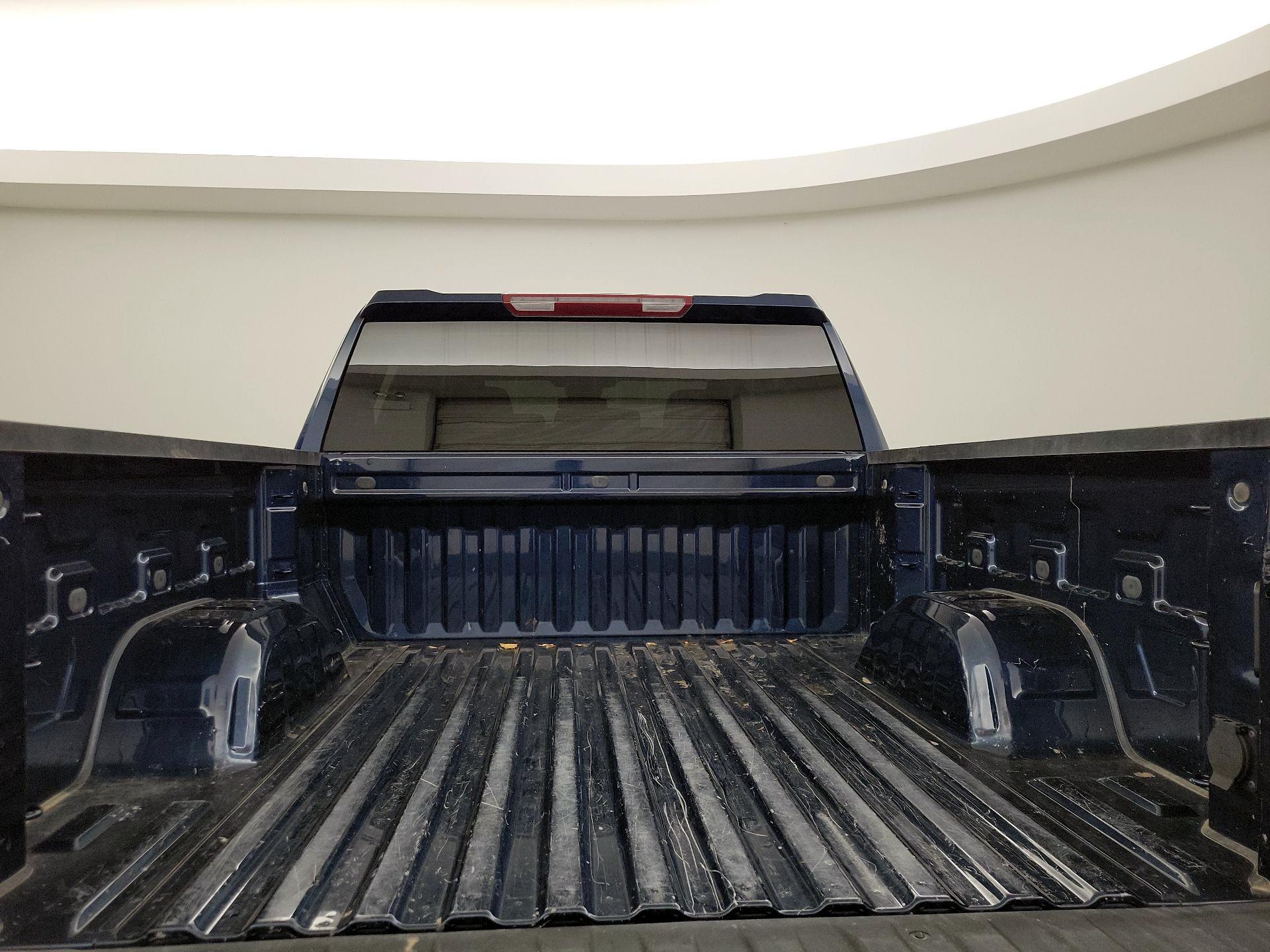 Thumbnail: 2023 Chevrolet Silverado 1500 - 20