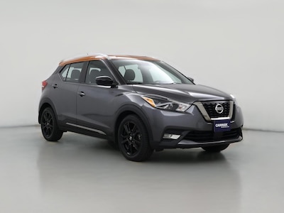 Gray 2020 Nissan Kicks SR