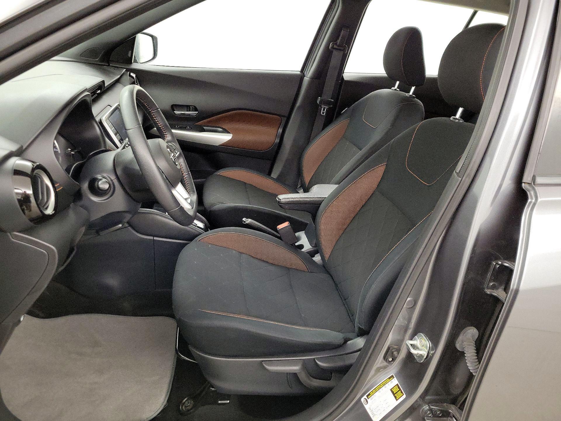 Thumbnail: 2020 Nissan Kicks - 11