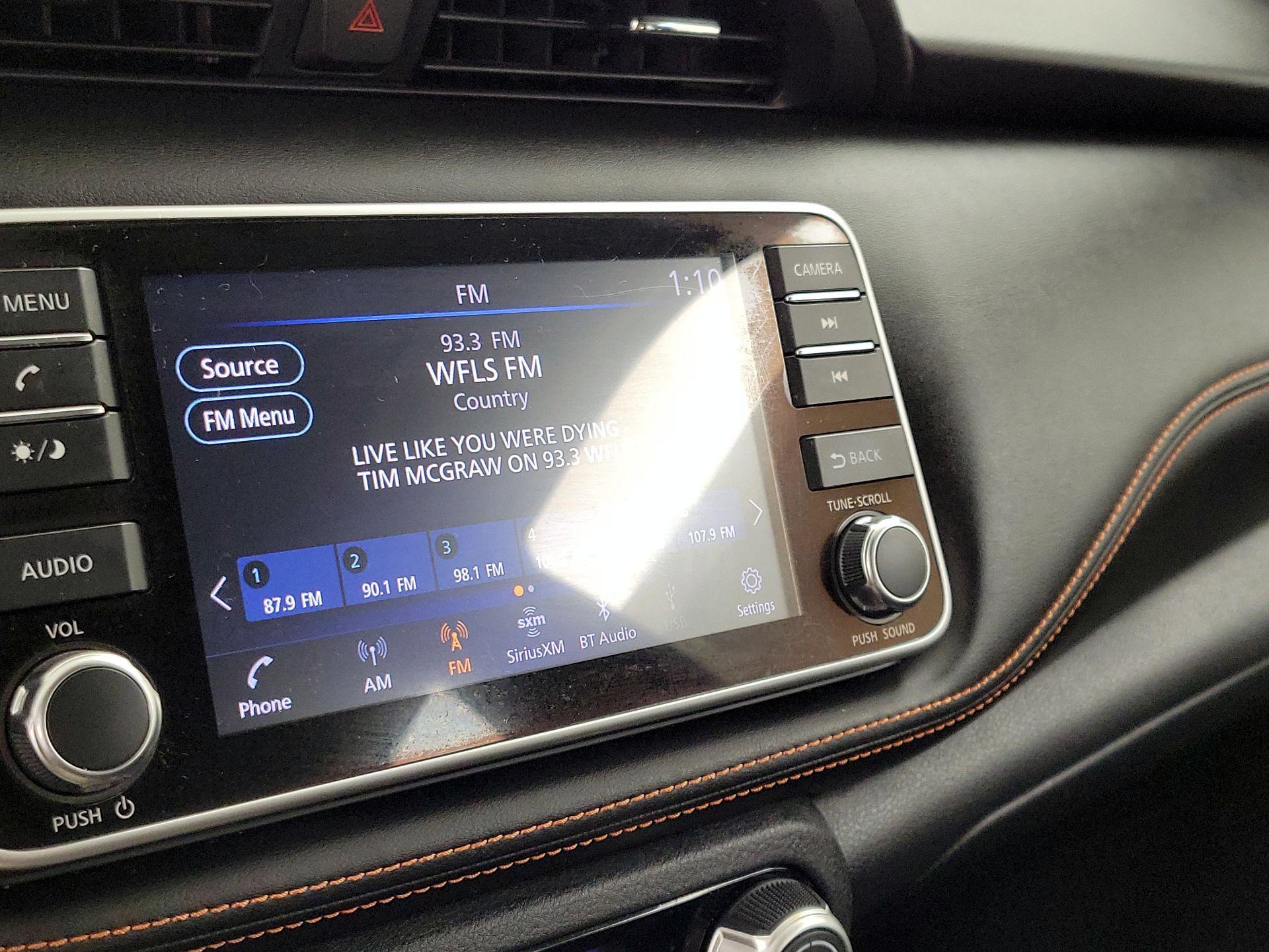 Thumbnail: 2020 Nissan Kicks - 14