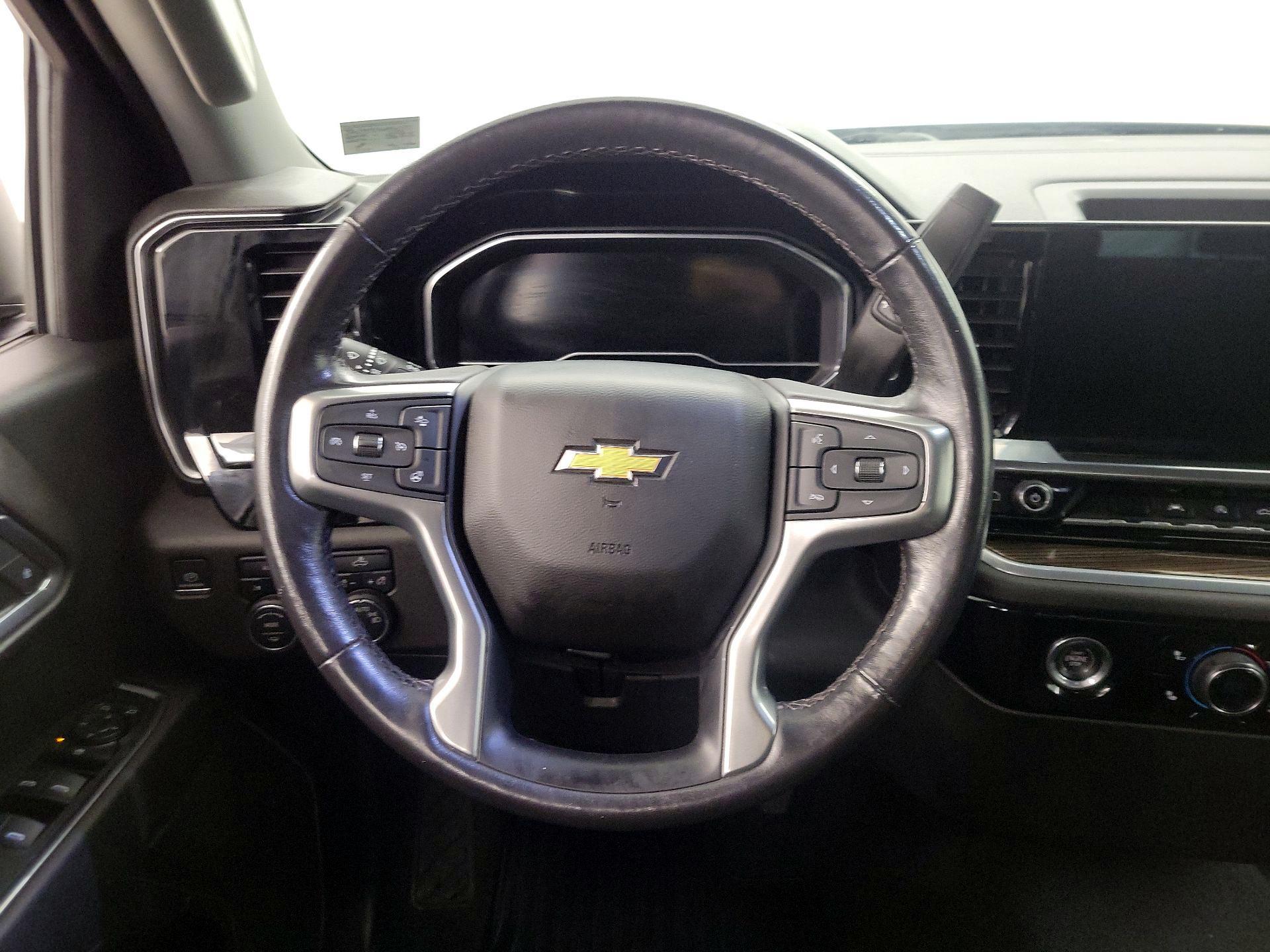 Thumbnail: 2022 Chevrolet Silverado 1500 - 10