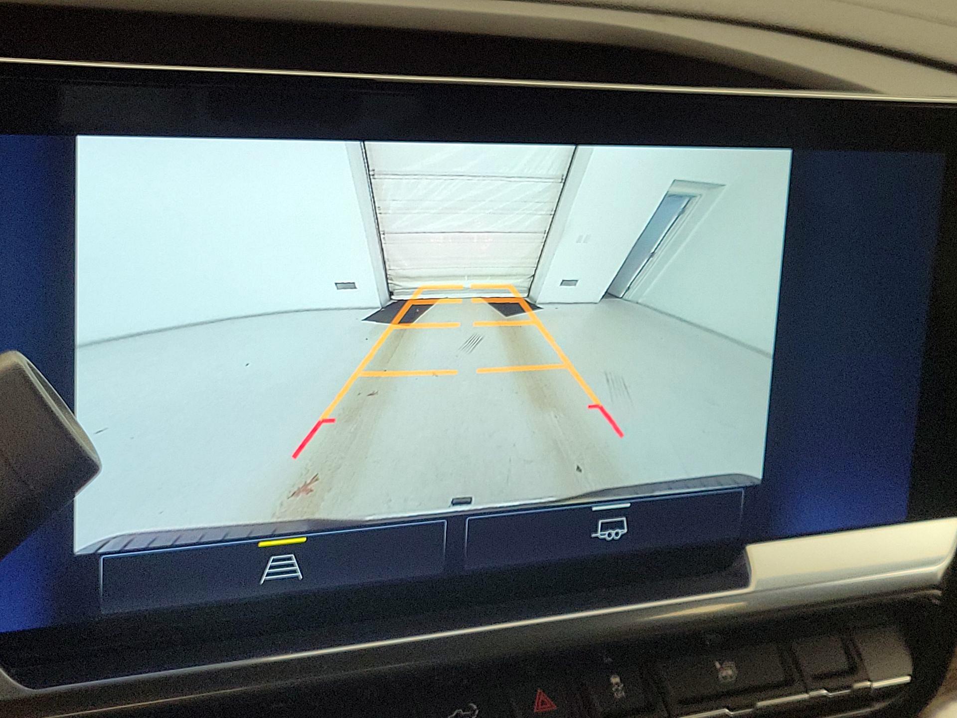 Thumbnail: 2022 Chevrolet Silverado 1500 - 14