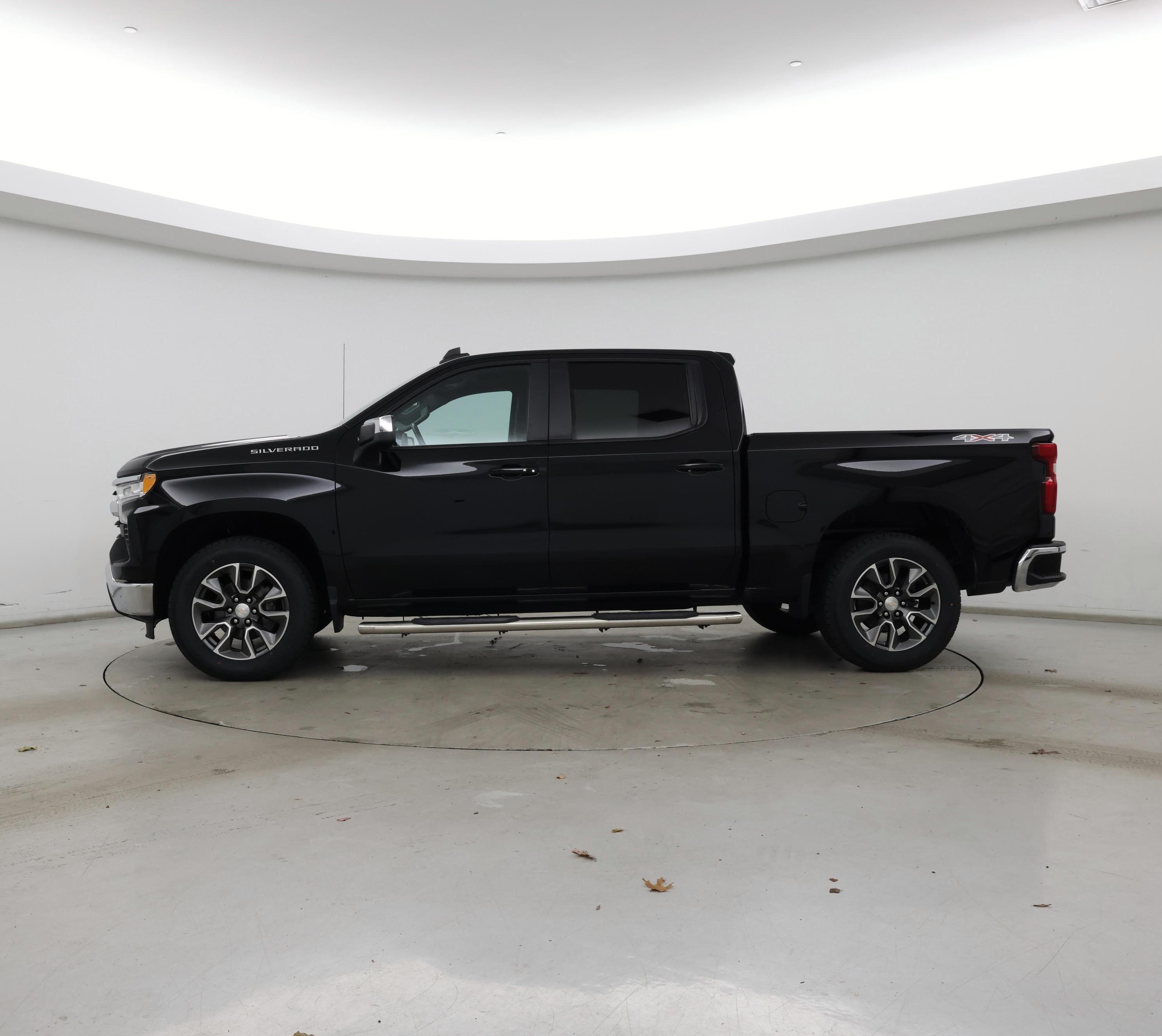 Thumbnail: 2022 Chevrolet Silverado 1500 - 3