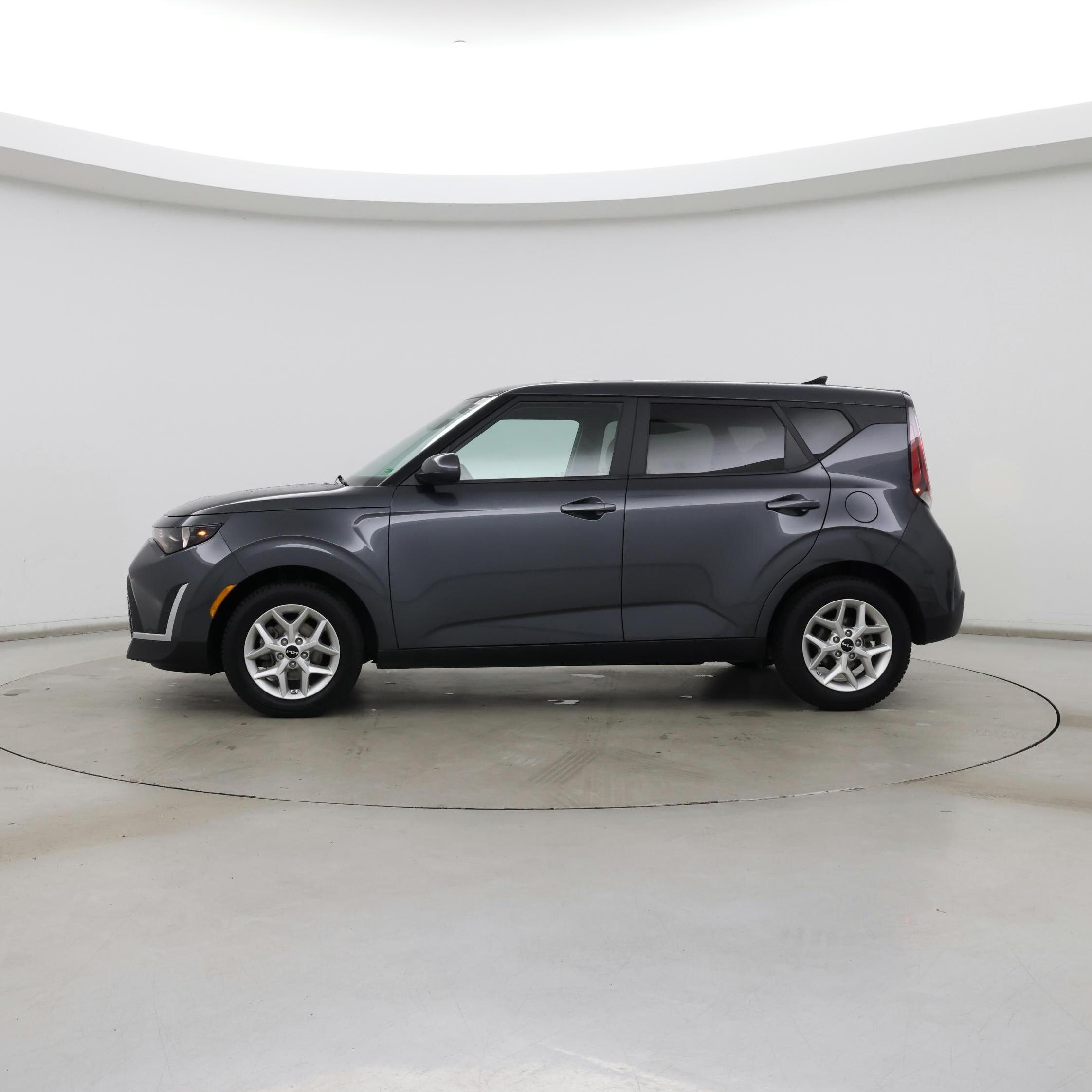Thumbnail: 2023 Kia Soul - 3