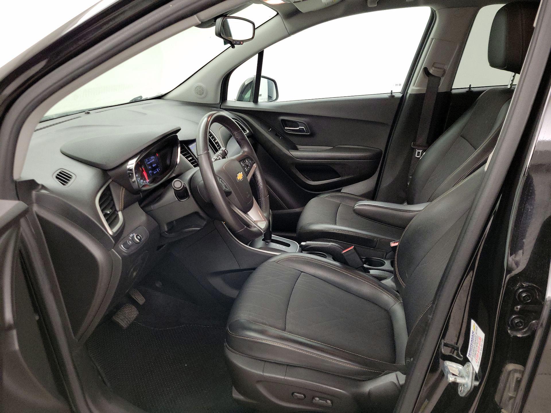 Thumbnail: 2020 Chevrolet Trax - 11