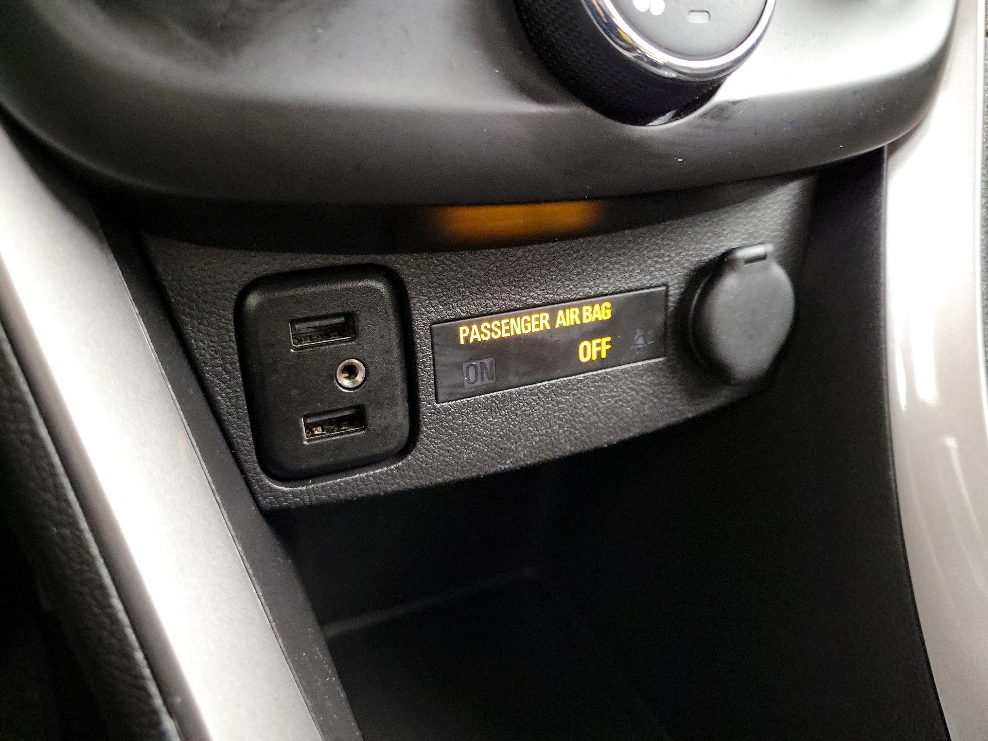 Thumbnail: 2020 Chevrolet Trax - 18