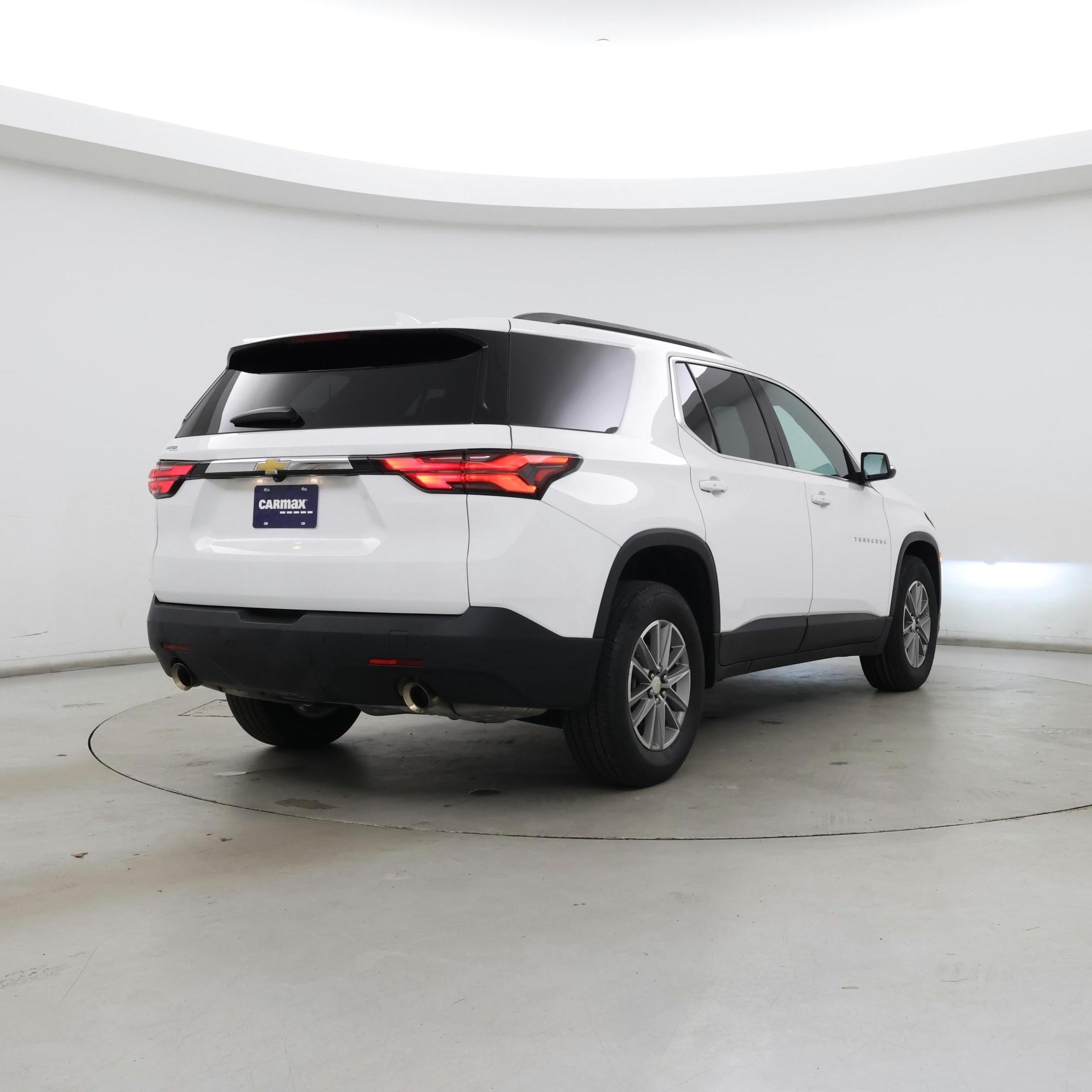 Thumbnail: 2023 Chevrolet Traverse - 8
