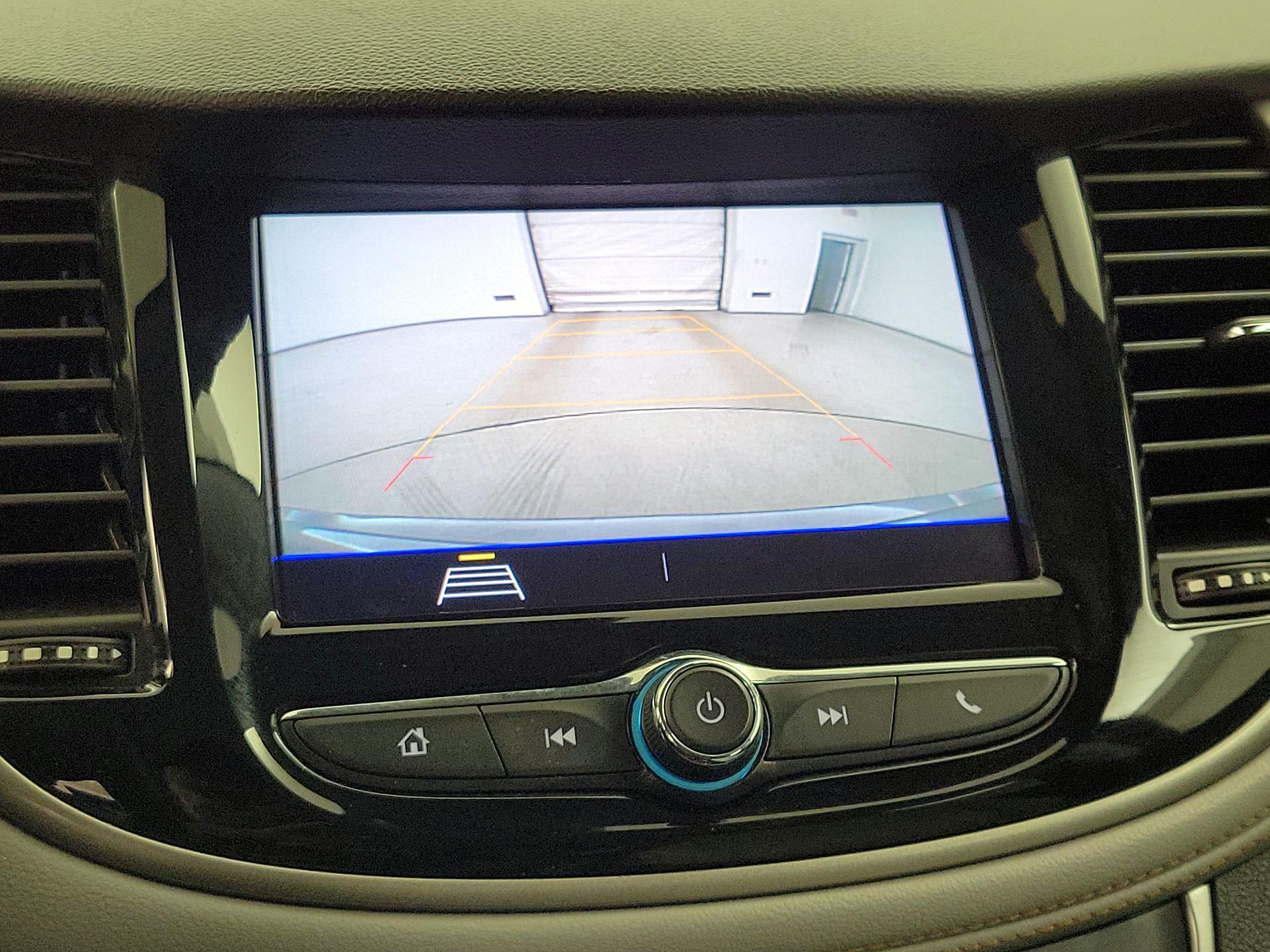 Thumbnail: 2020 Chevrolet Trax - 14