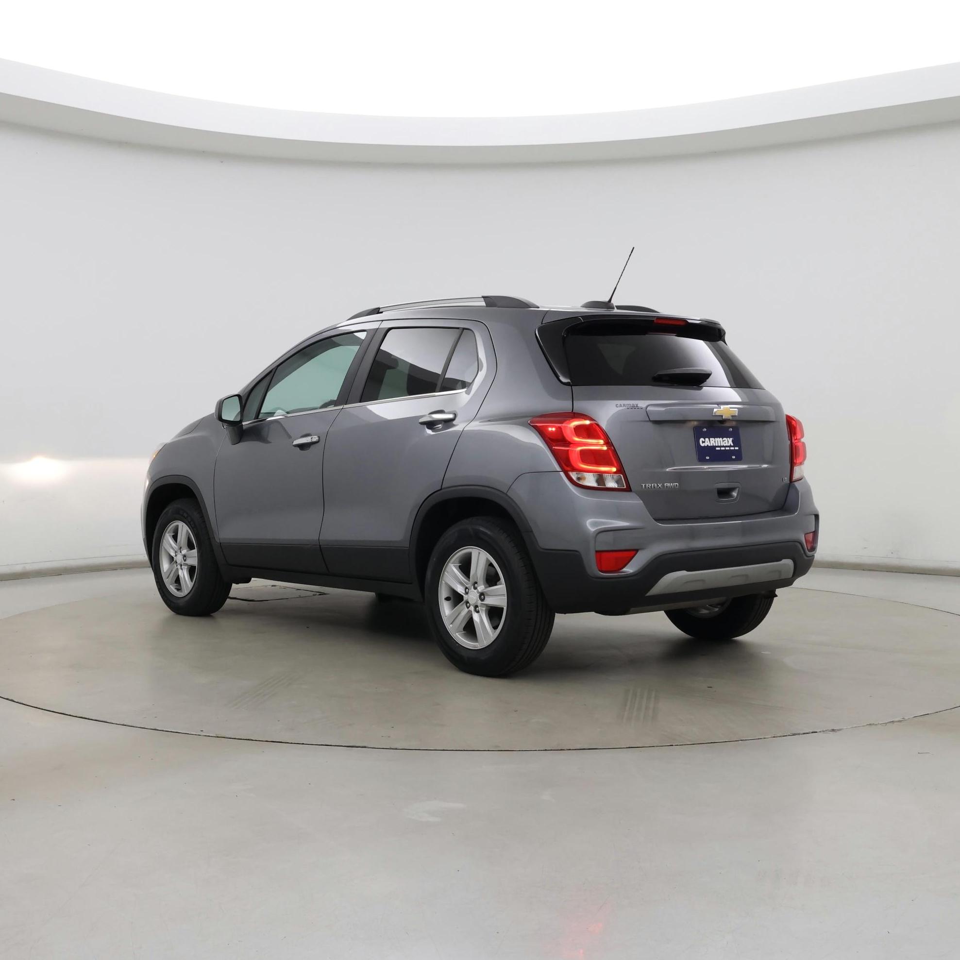 Thumbnail: 2020 Chevrolet Trax - 2