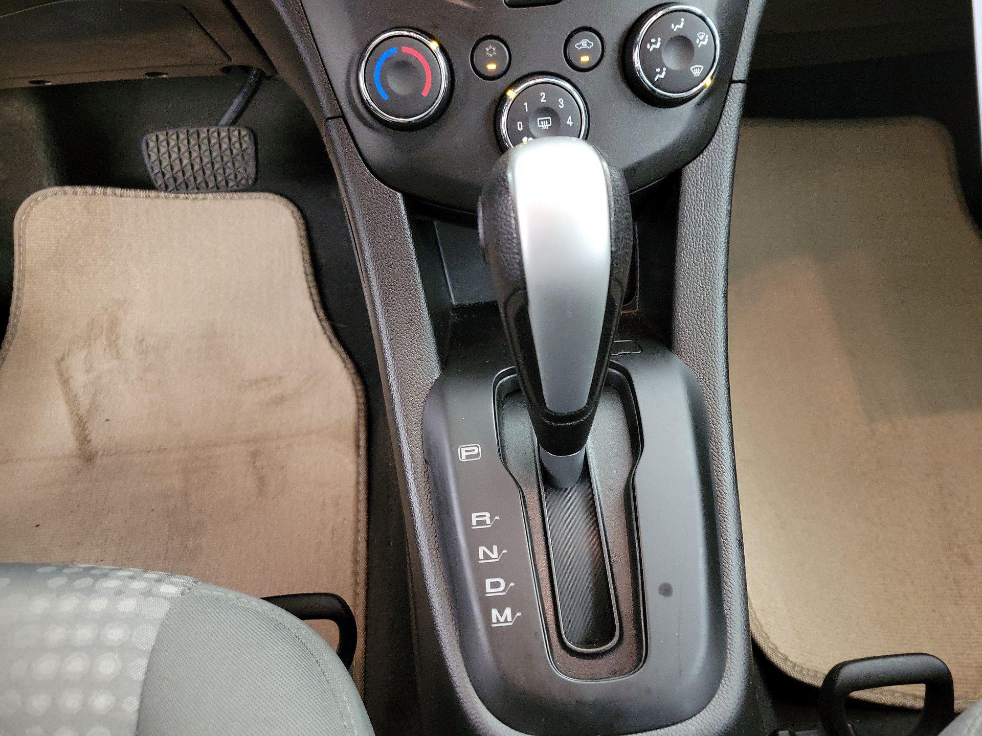 Thumbnail: 2020 Chevrolet Sonic - 17