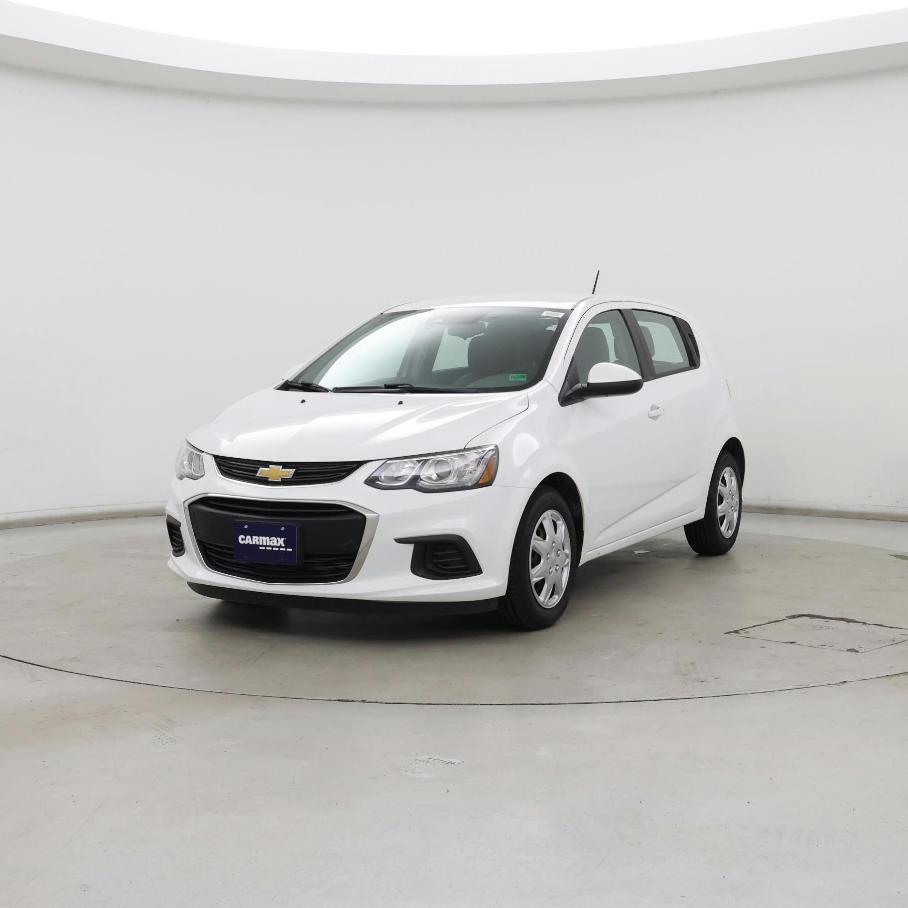 Thumbnail: 2020 Chevrolet Sonic - 4