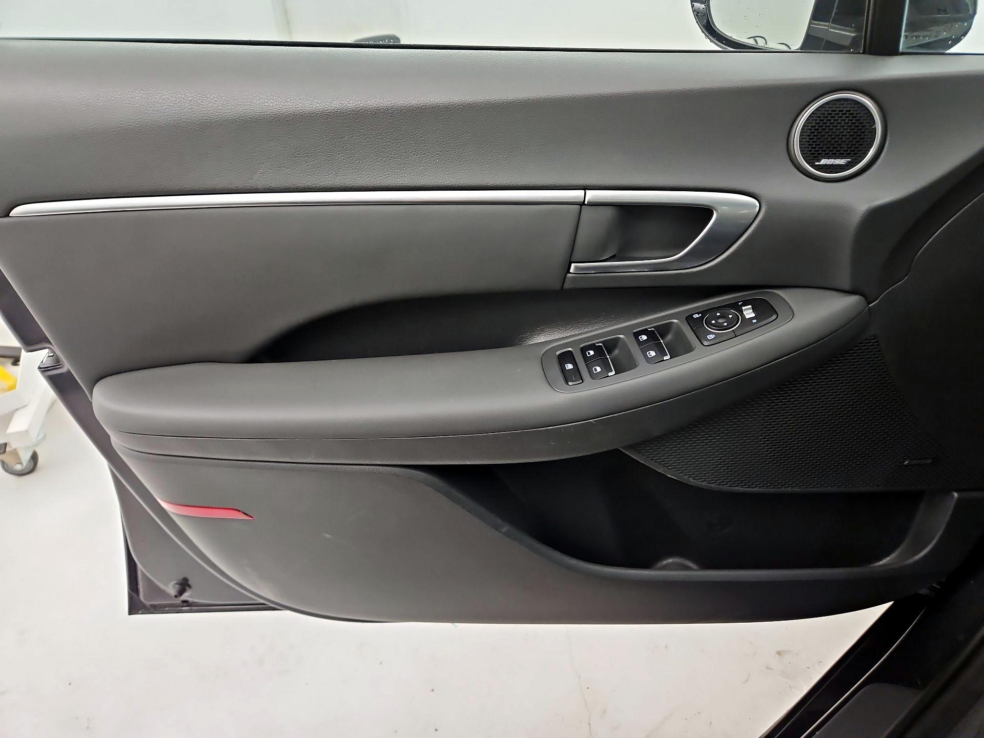 Thumbnail: 2021 Hyundai Sonata - 12